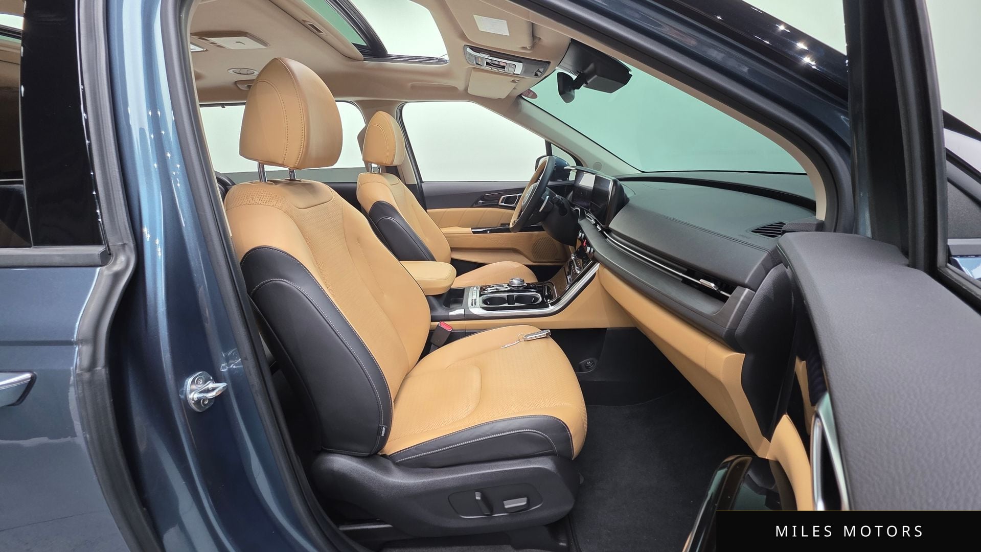 Kia Carnival 2022 — миниатюра 10