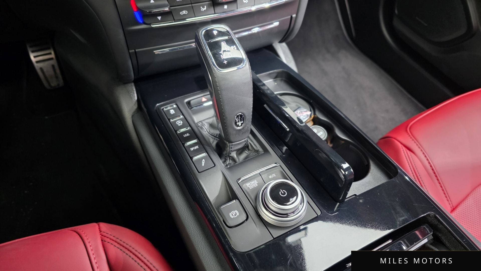 Maserati Ghibli 2022 — миниатюра 8
