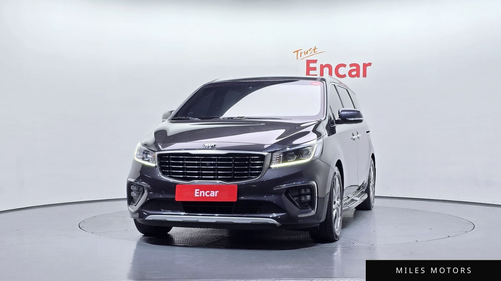 Kia Canival 2019 — миниатюра 3