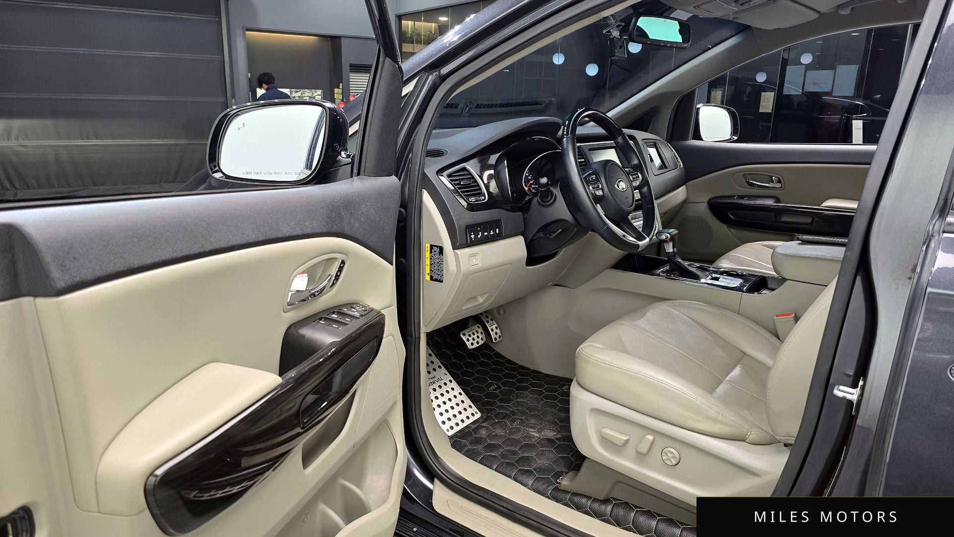 Kia Canival 2019 — миниатюра 11