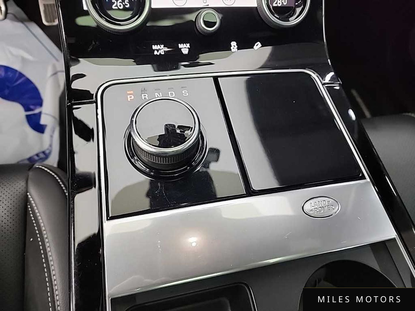 Land Rover Range Rover Velar 2018 — миниатюра 8