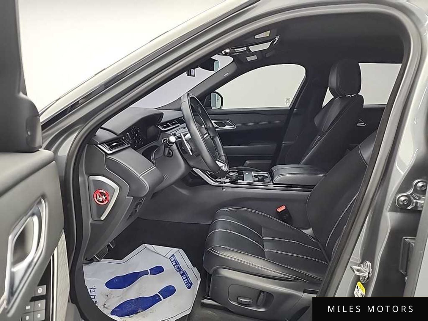 Land Rover Range Rover Velar 2018 — миниатюра 11