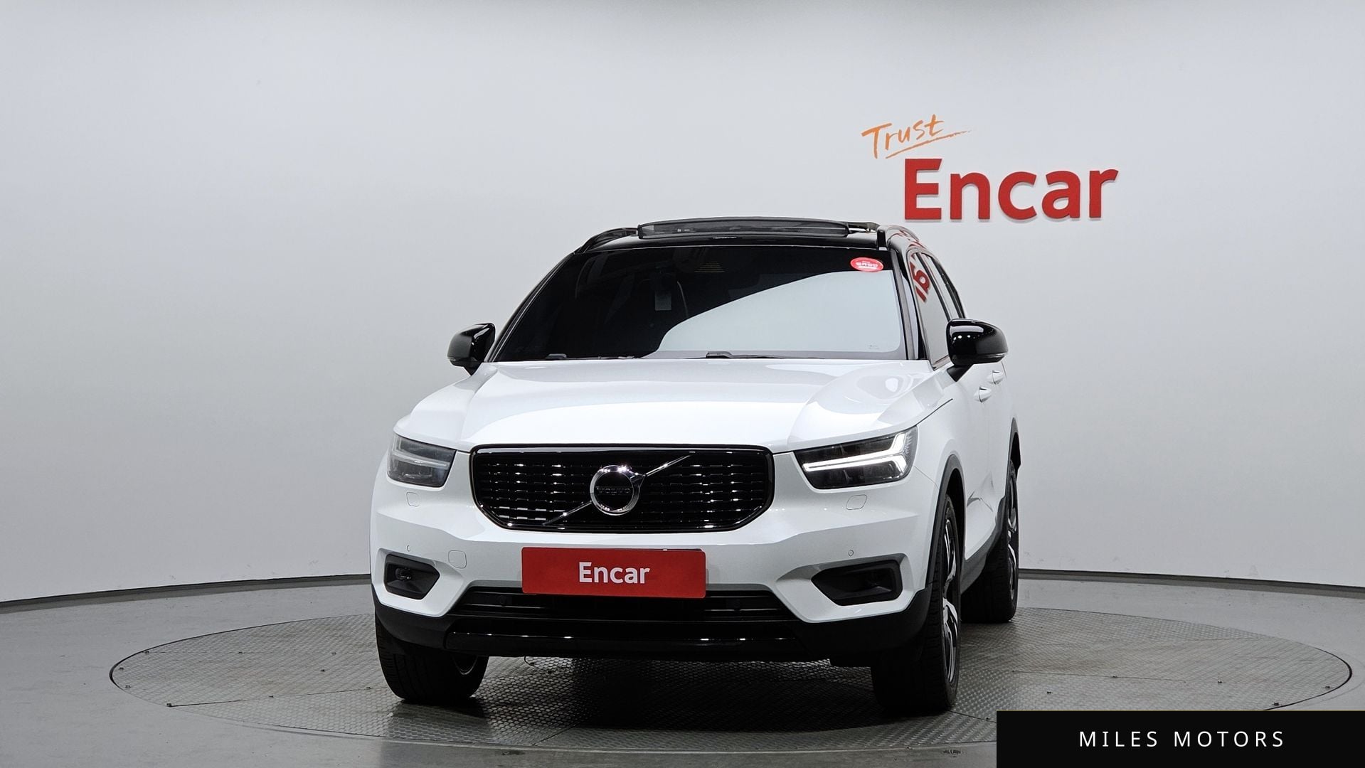 Volvo XC40 2020 — миниатюра 3