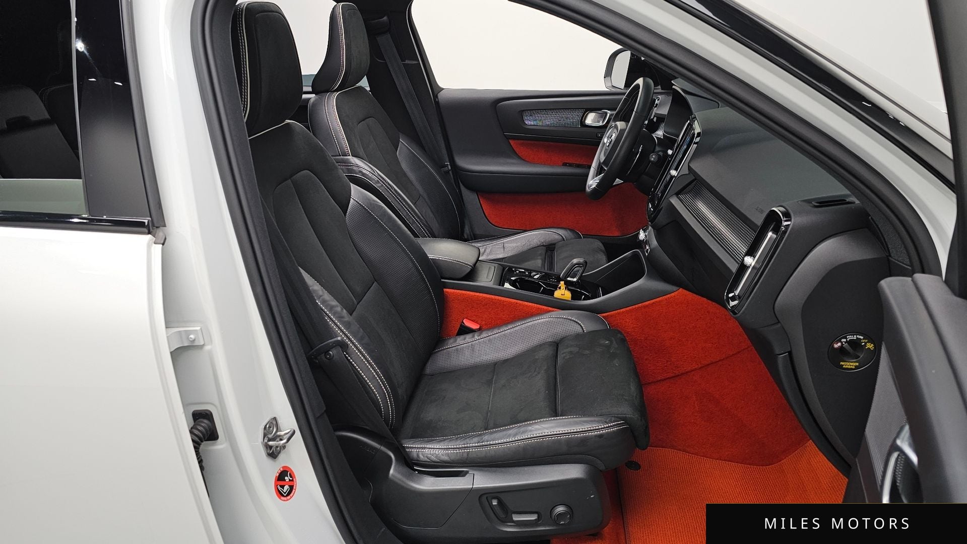 Volvo XC40 2020 — миниатюра 11
