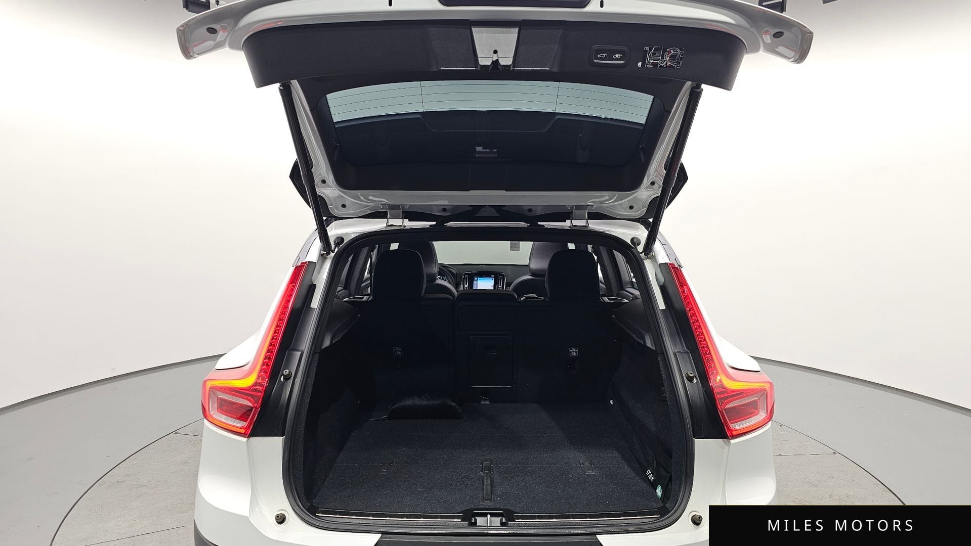 Volvo XC40 2020 — миниатюра 20
