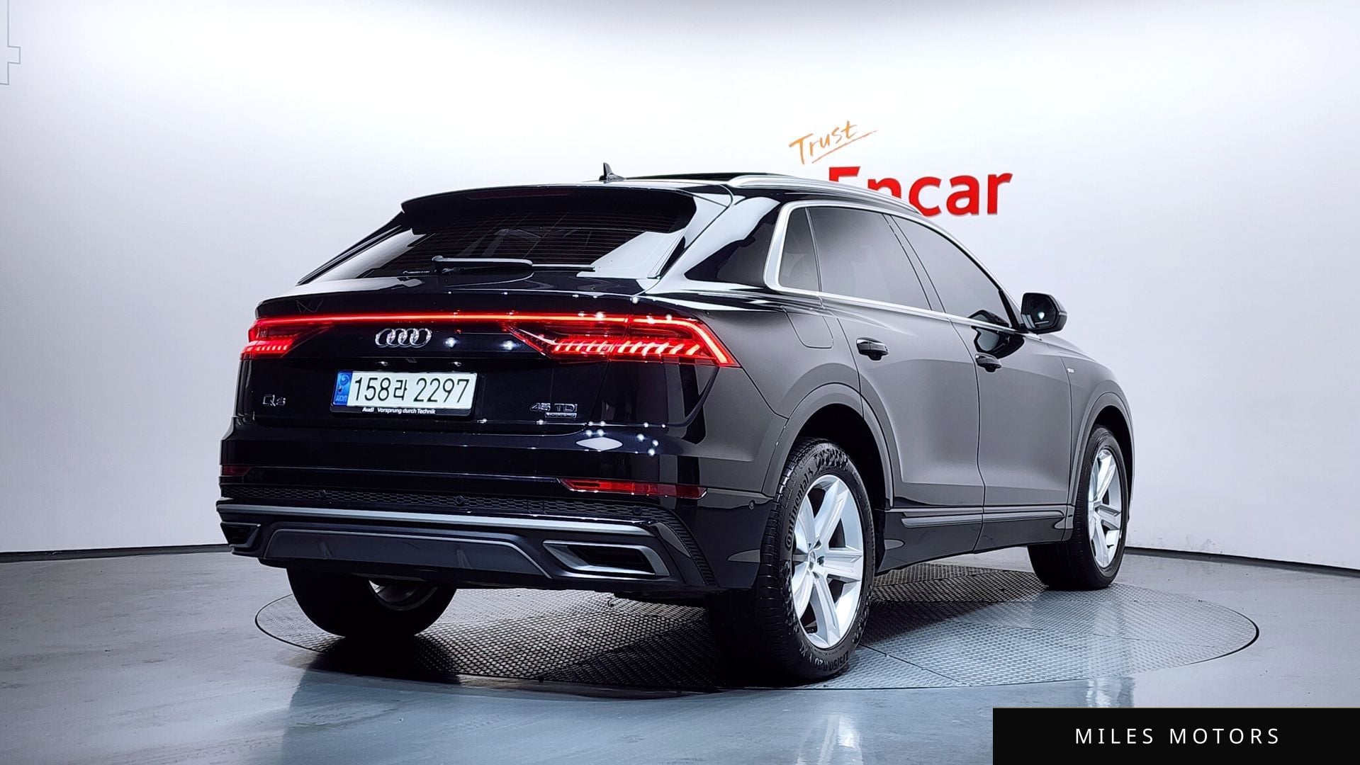 Audi Q8 (4M) 2021 — миниатюра 2