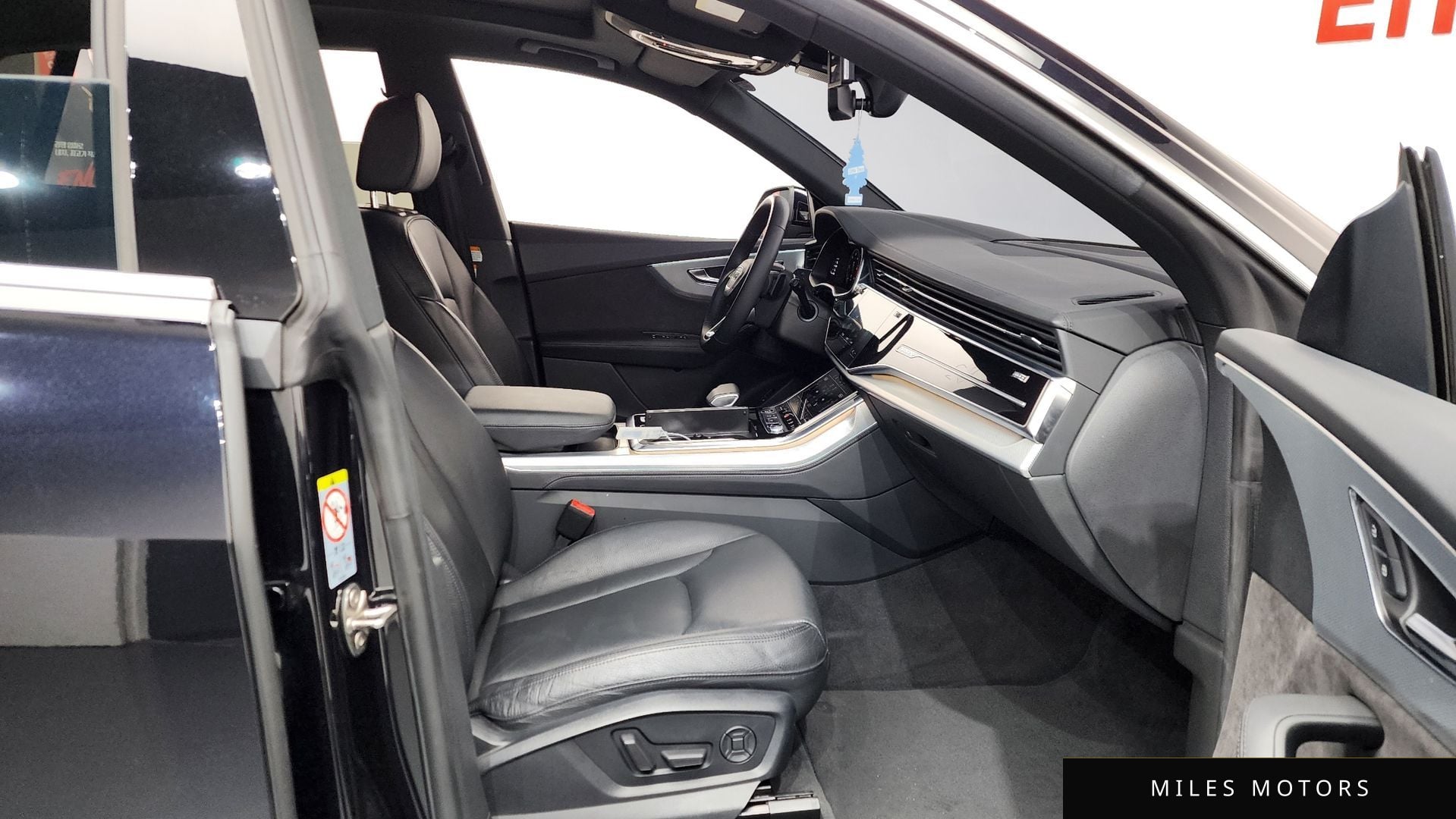 Audi Q8 (4M) 2021 — миниатюра 11