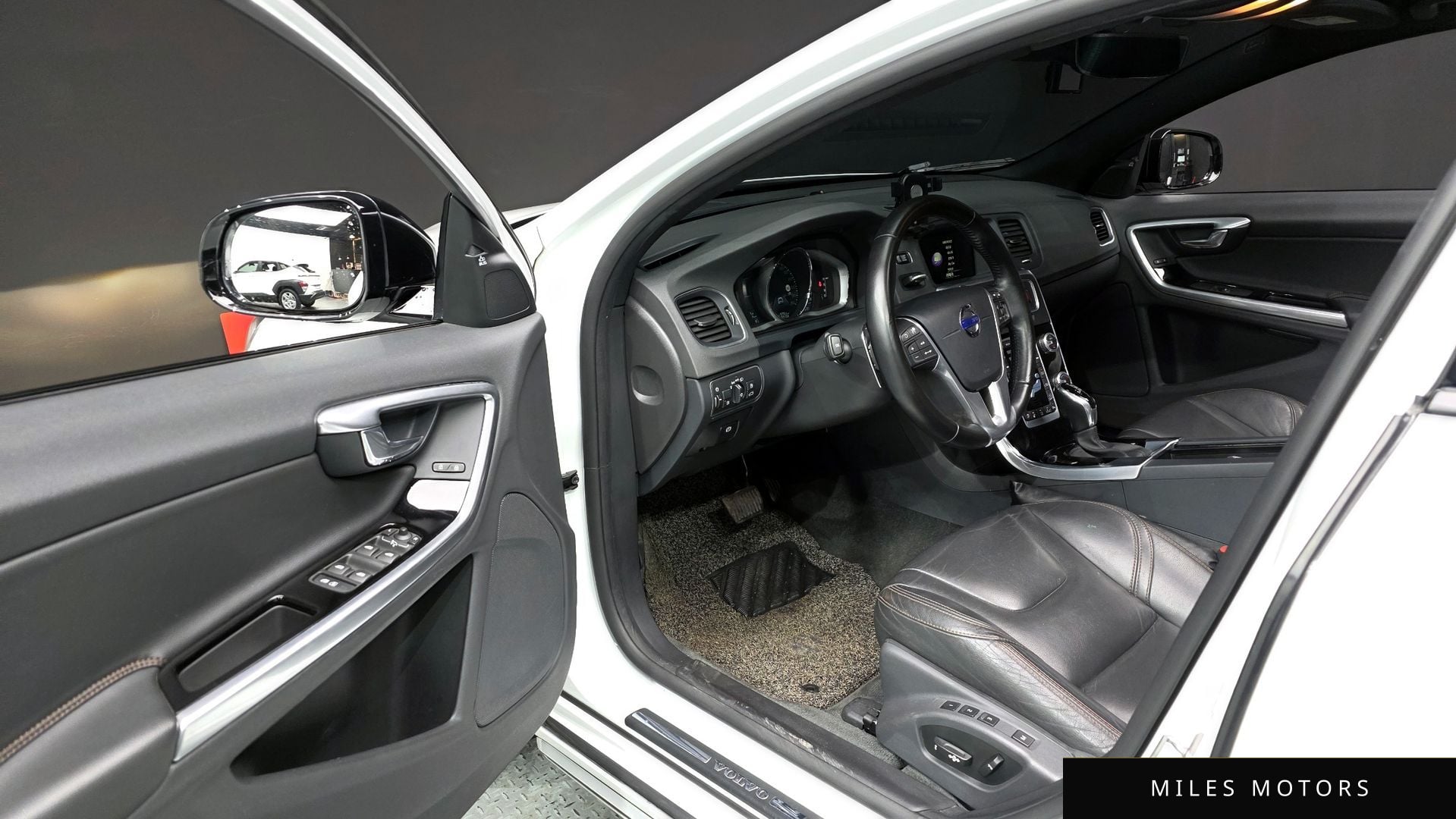 Volvo V60 2016 — миниатюра 10