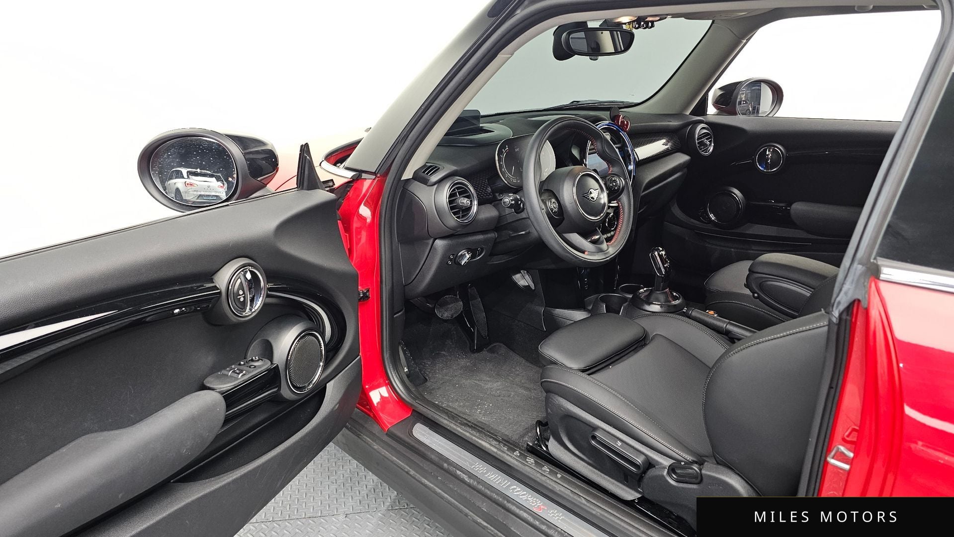 MINI Cooper S 2021 — миниатюра 10