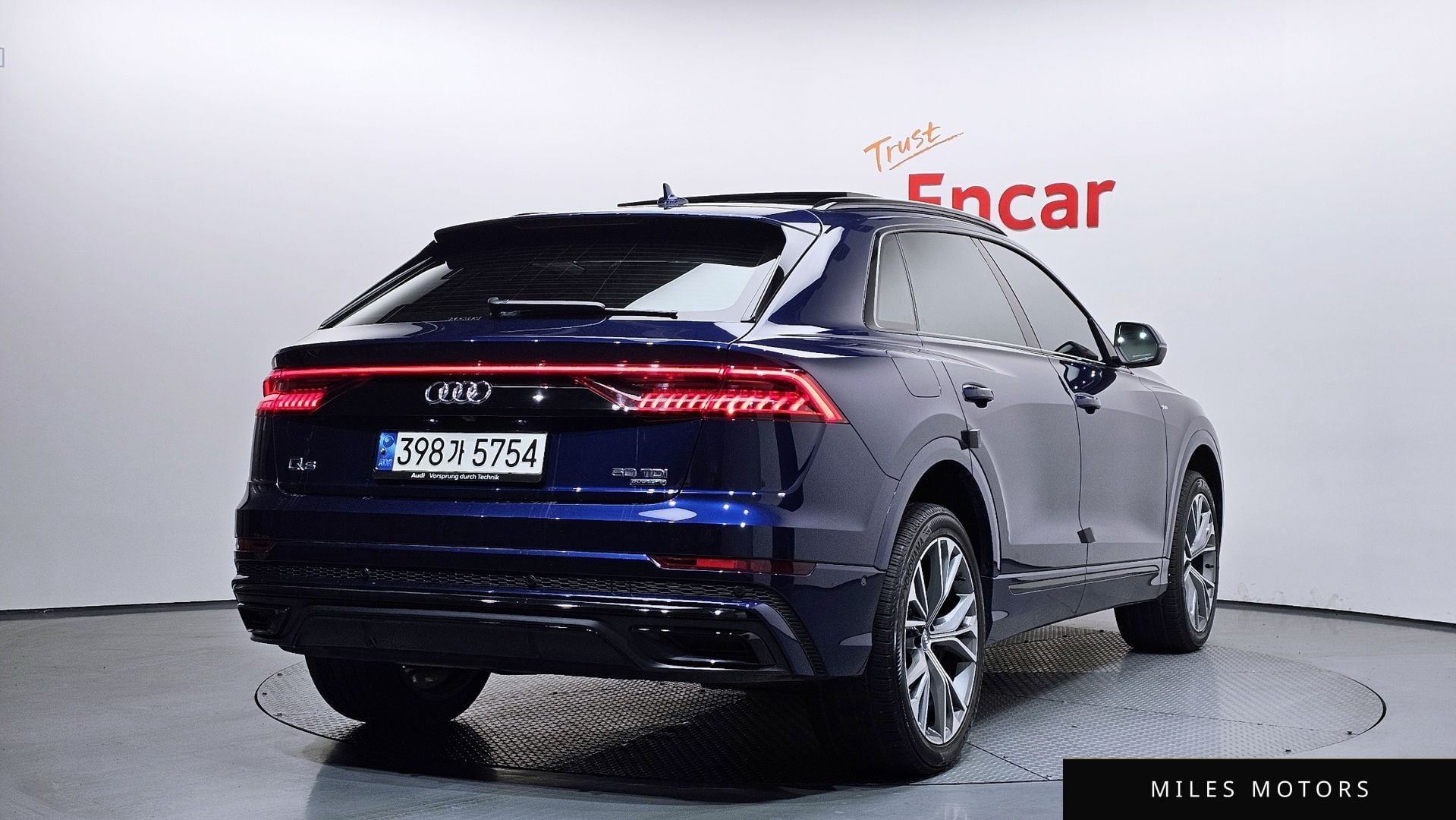 Audi Q8 (4M) 2021 — миниатюра 2