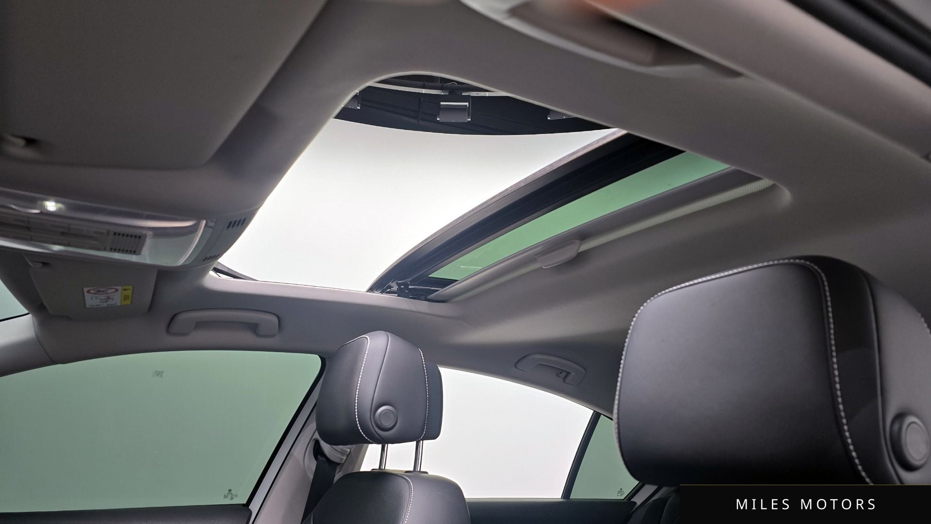 Volkswagen Passat 2022 — миниатюра 18