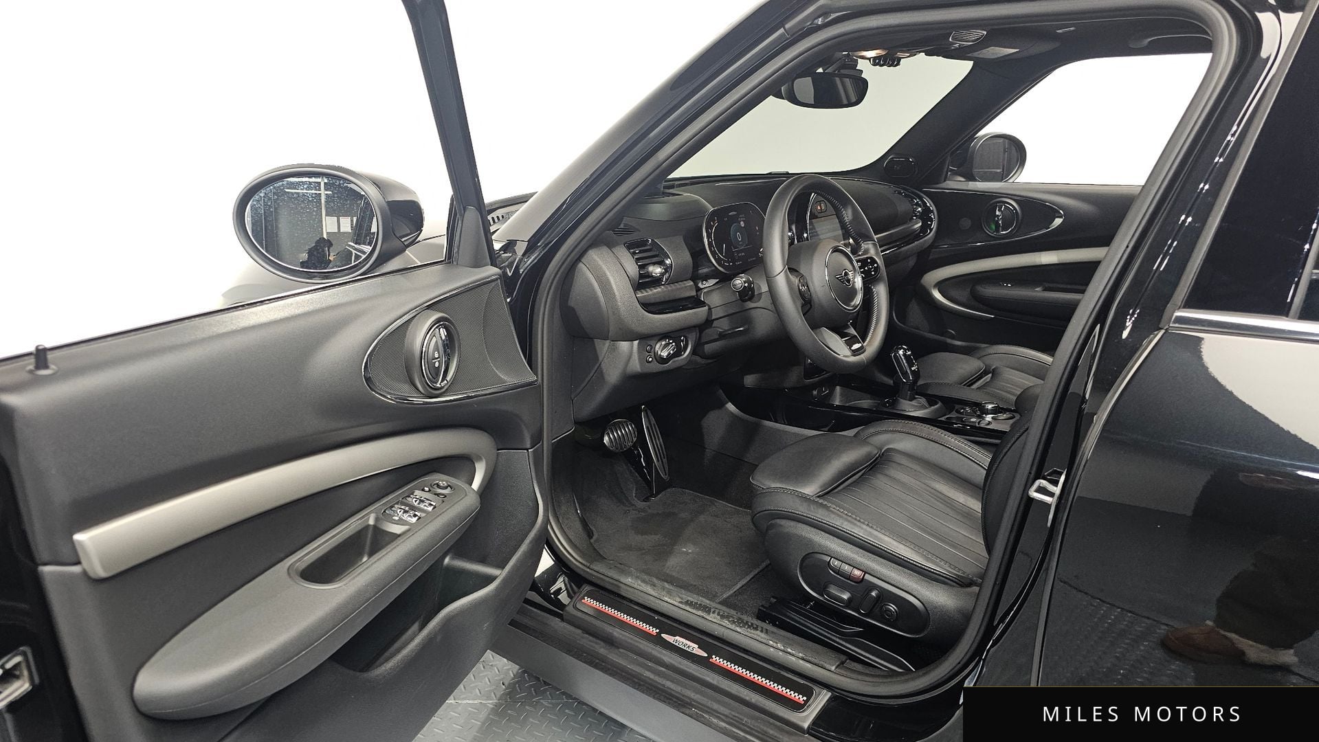 MINI Clubman 2023 — миниатюра 10