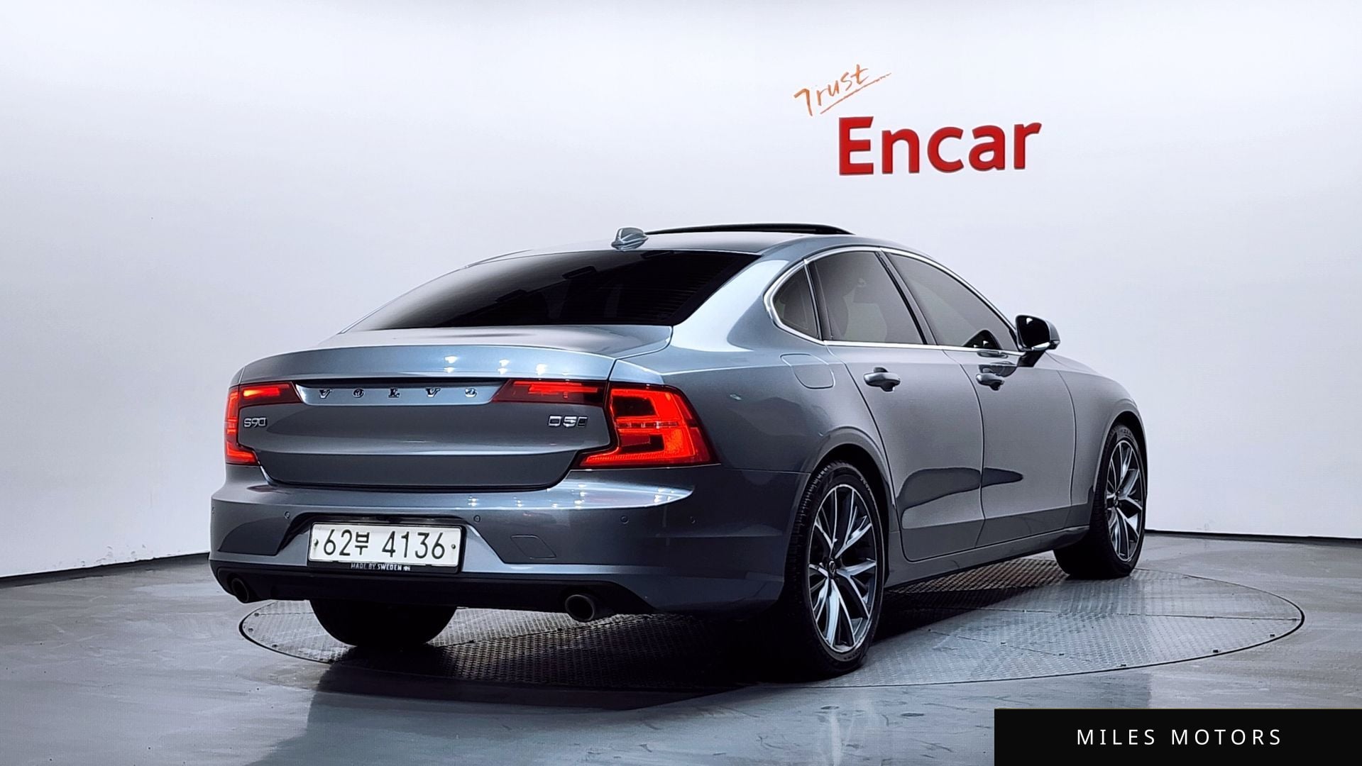 Volvo S90 2017 — миниатюра 2
