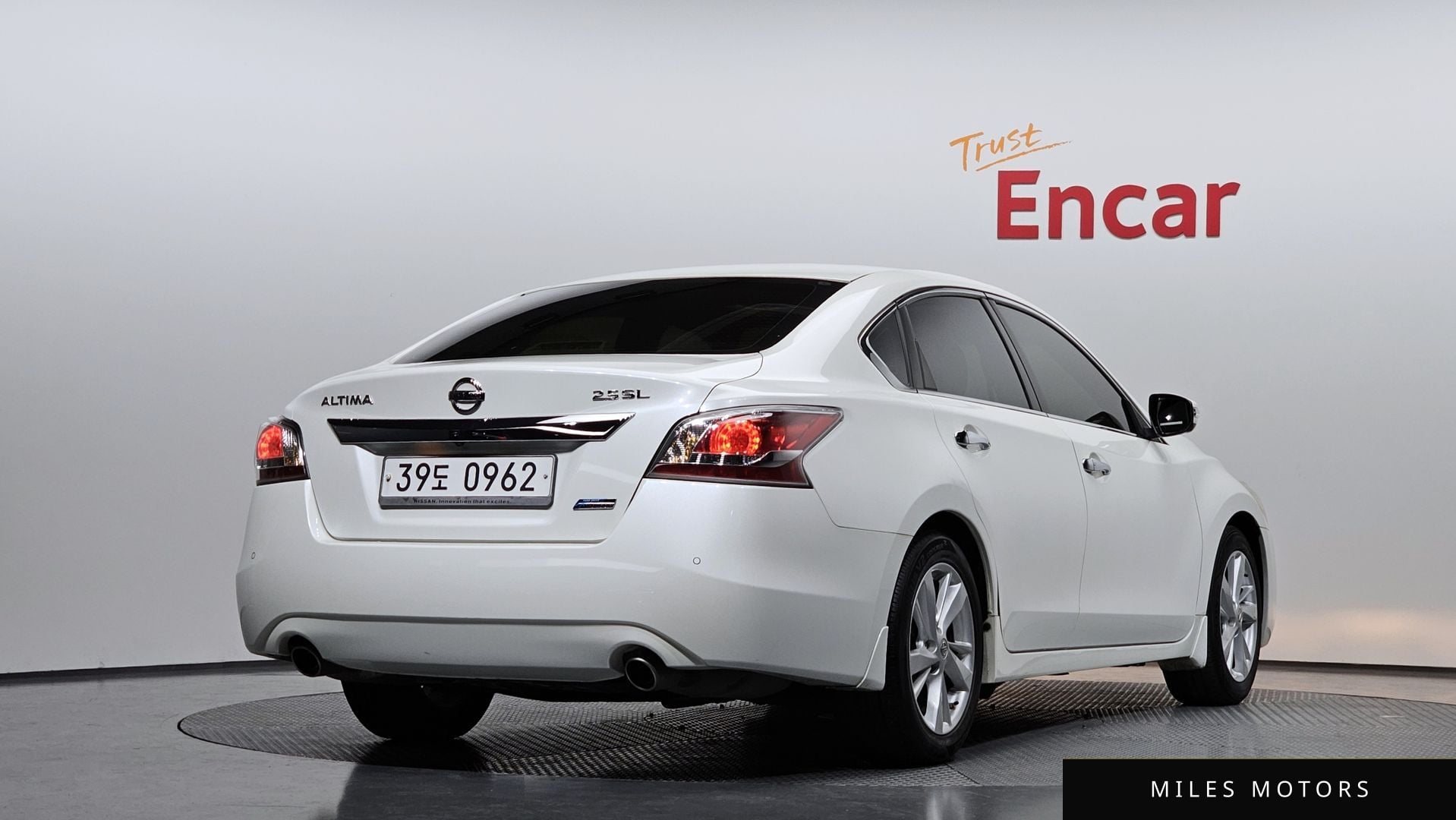 Nissan Altima 2016 — миниатюра 2