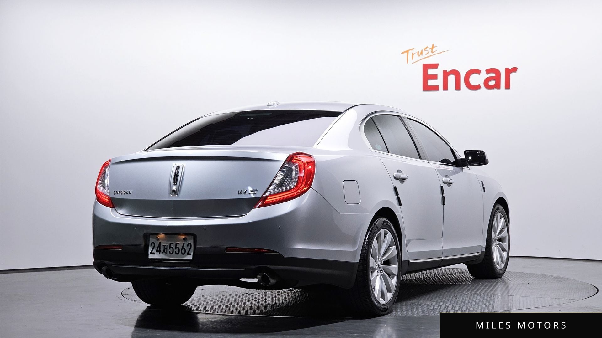 Lincoln MKS 2013 — миниатюра 2