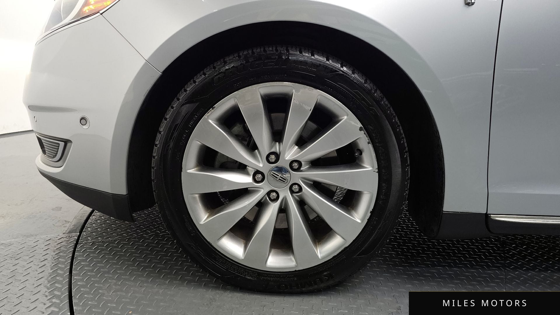 Lincoln MKS 2013 — миниатюра 5