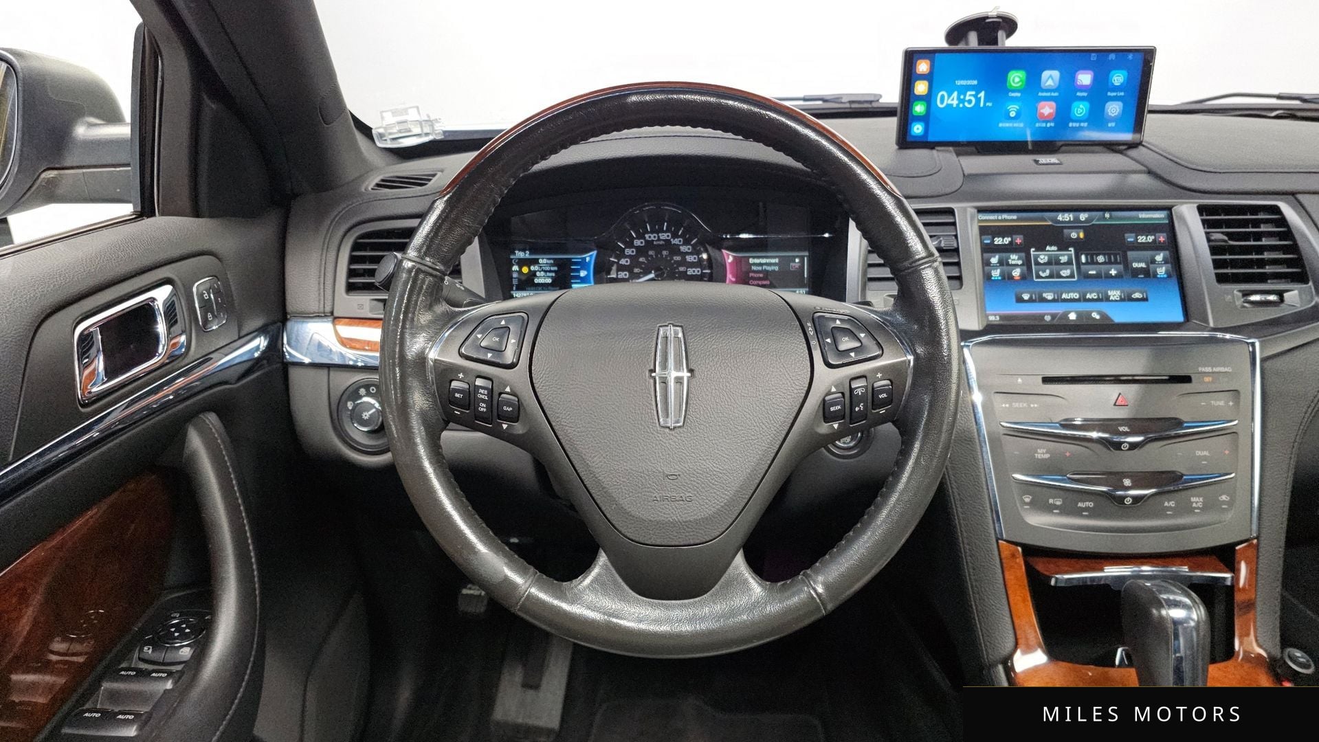 Lincoln MKS 2013 — миниатюра 13