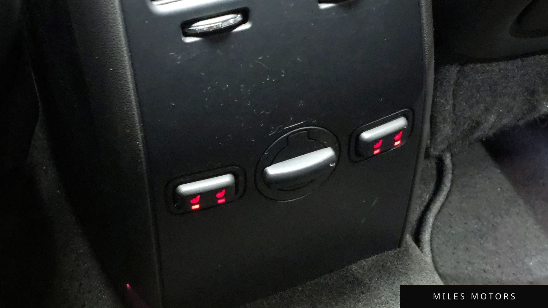 Lincoln MKS 2013 — миниатюра 19