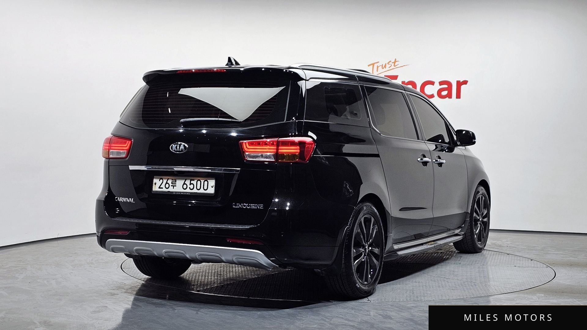 Kia Canival 2018 — миниатюра 2