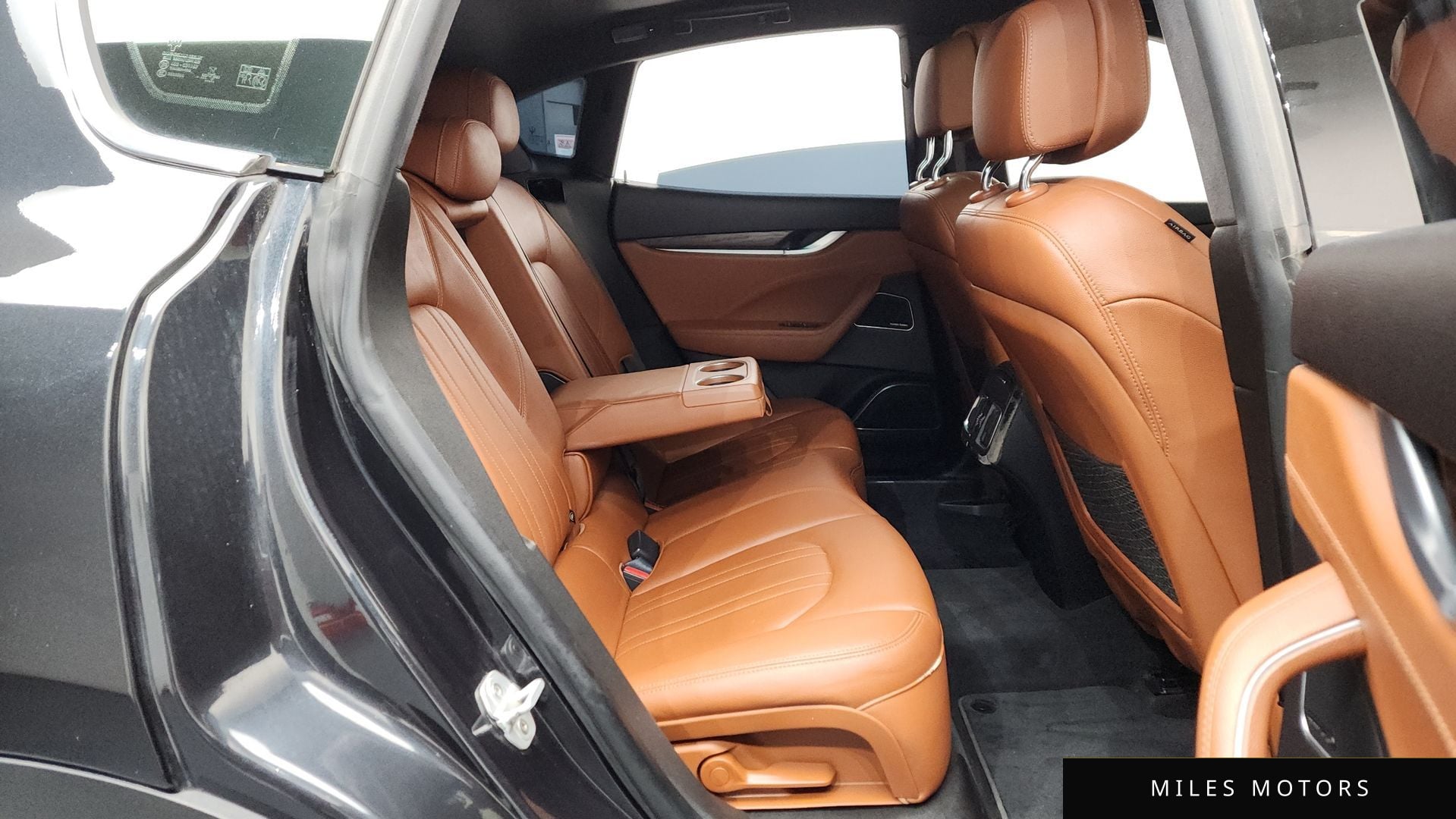 Maserati 르반떼 2018 — миниатюра 12