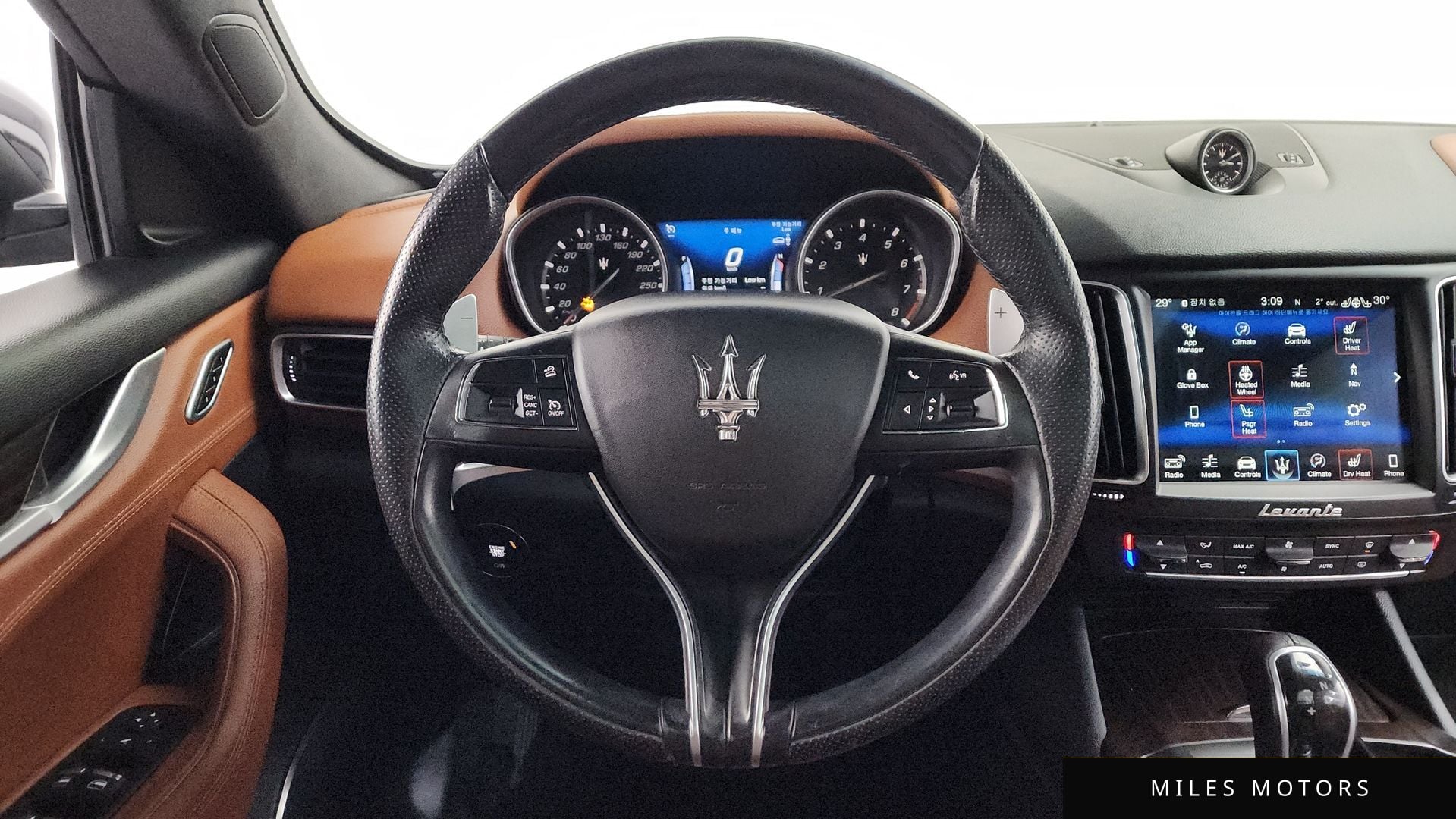 Maserati 르반떼 2018 — миниатюра 13