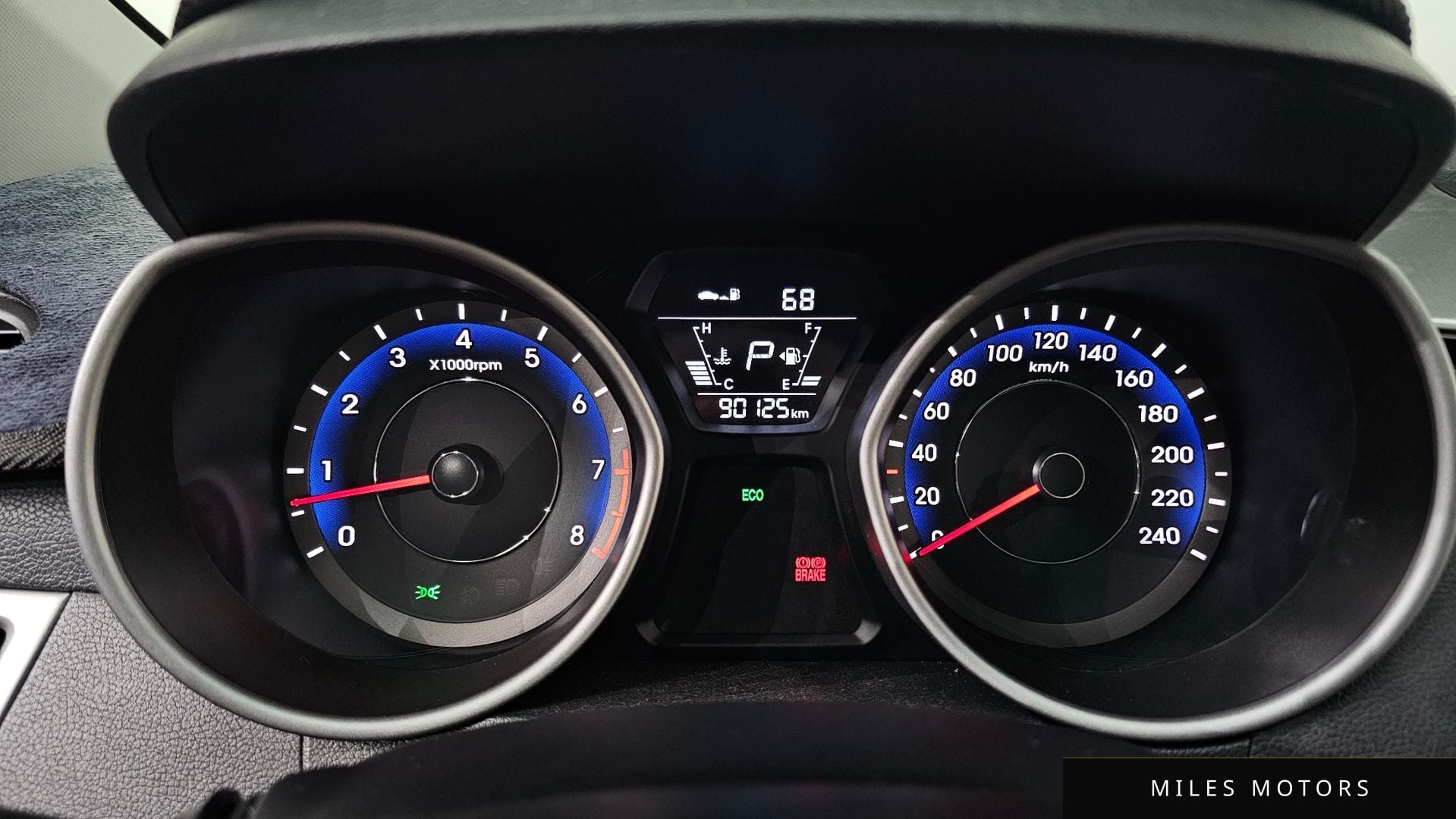 Hyundai AVANTE 2014 — миниатюра 8