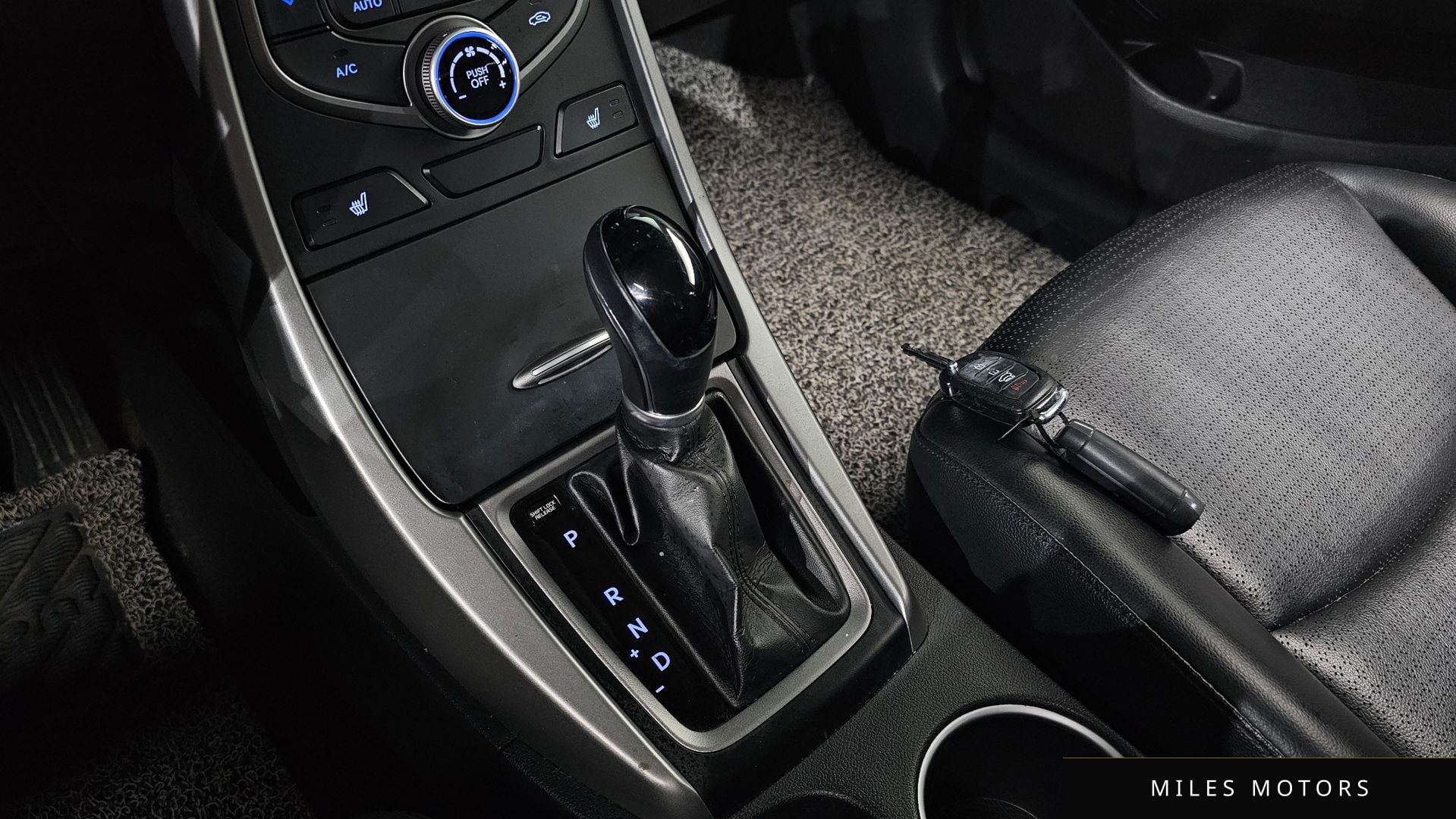 Hyundai AVANTE 2014 — миниатюра 9