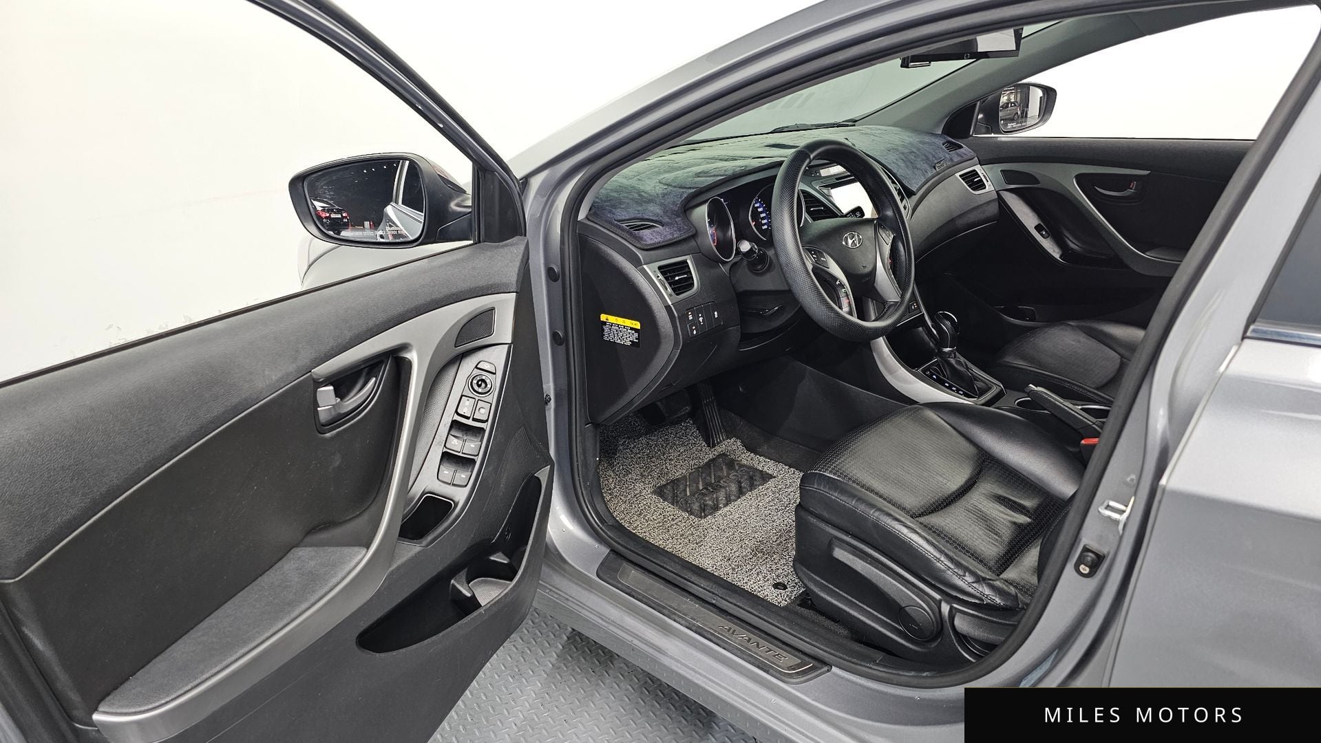 Hyundai AVANTE 2014 — миниатюра 10