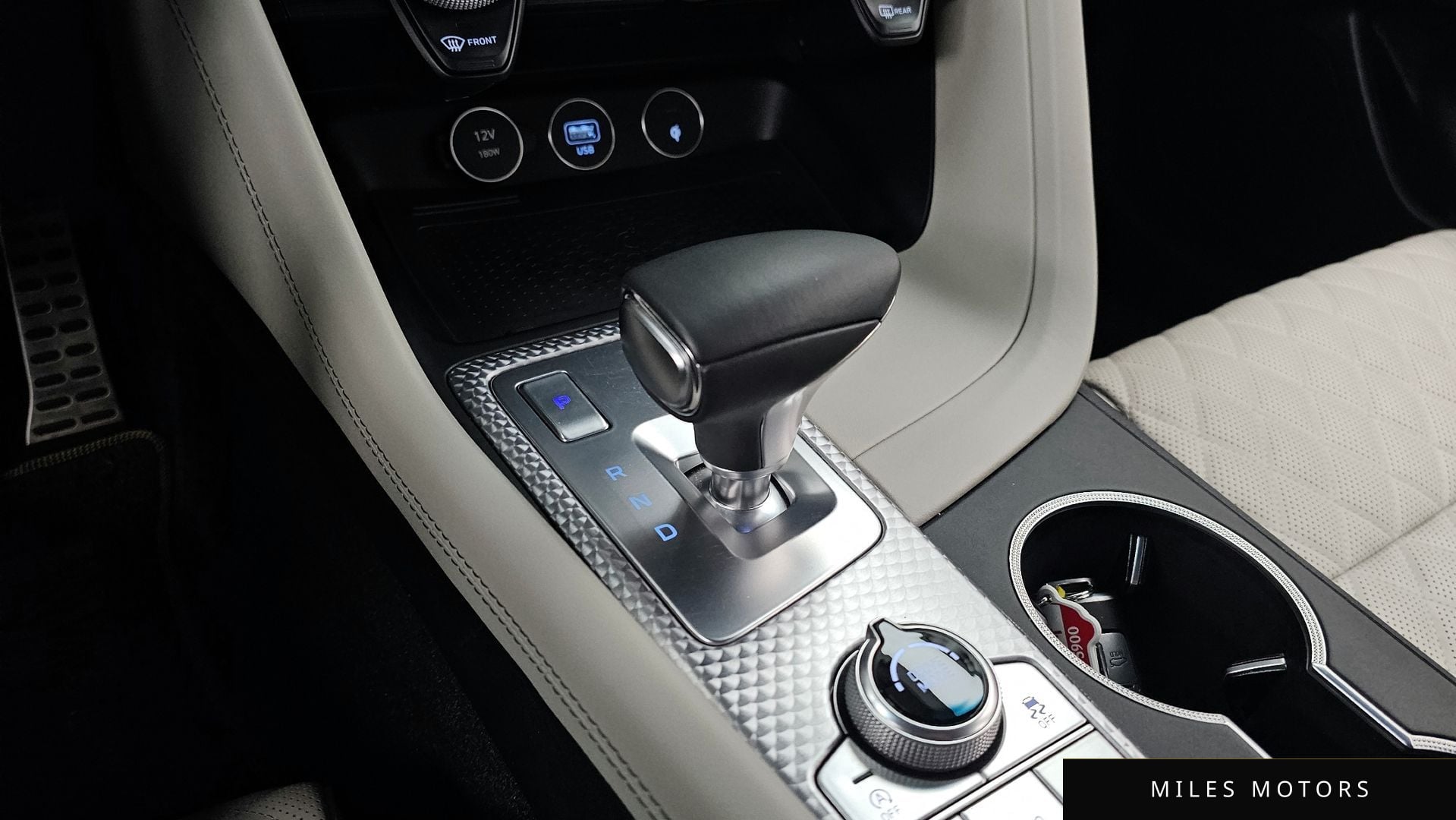 Genesis G70 2023 — миниатюра 9