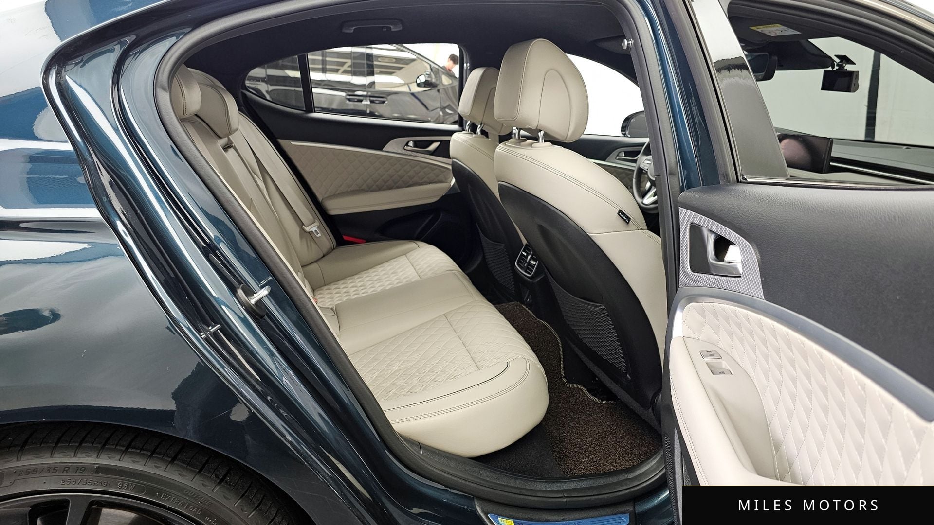 Genesis G70 2023 — миниатюра 12