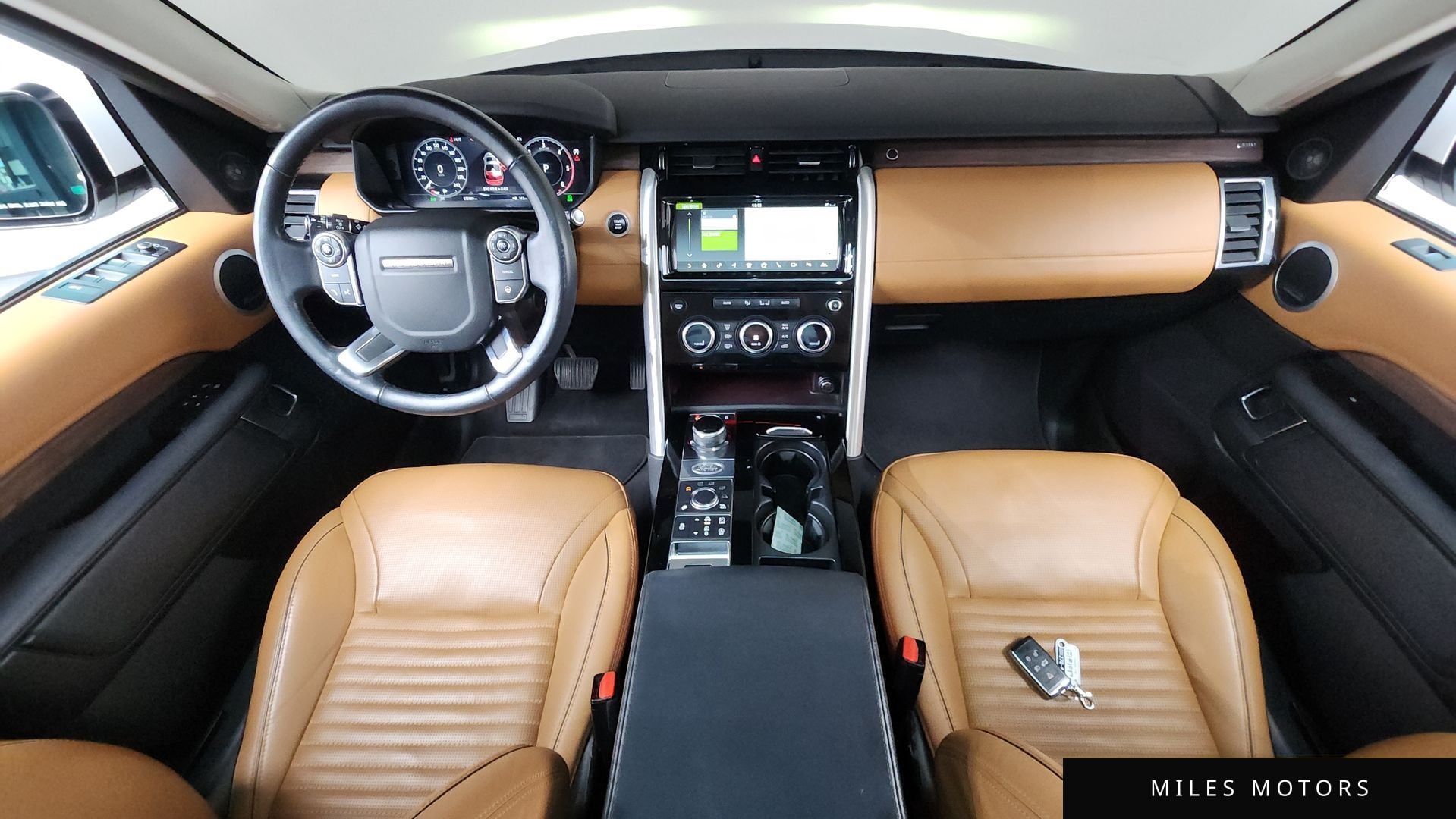 Land Rover Discovery 2018 — миниатюра 7