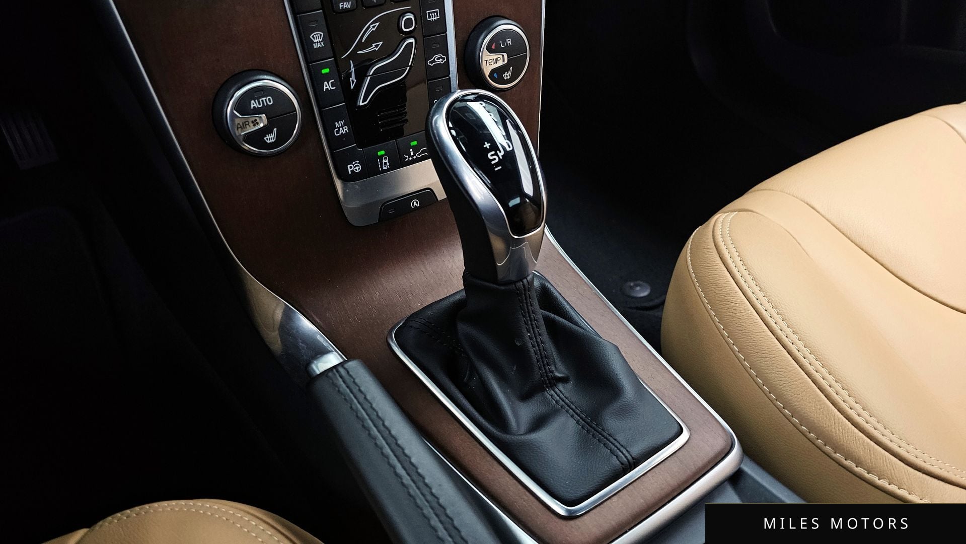 Volvo V40 2018 — миниатюра 9
