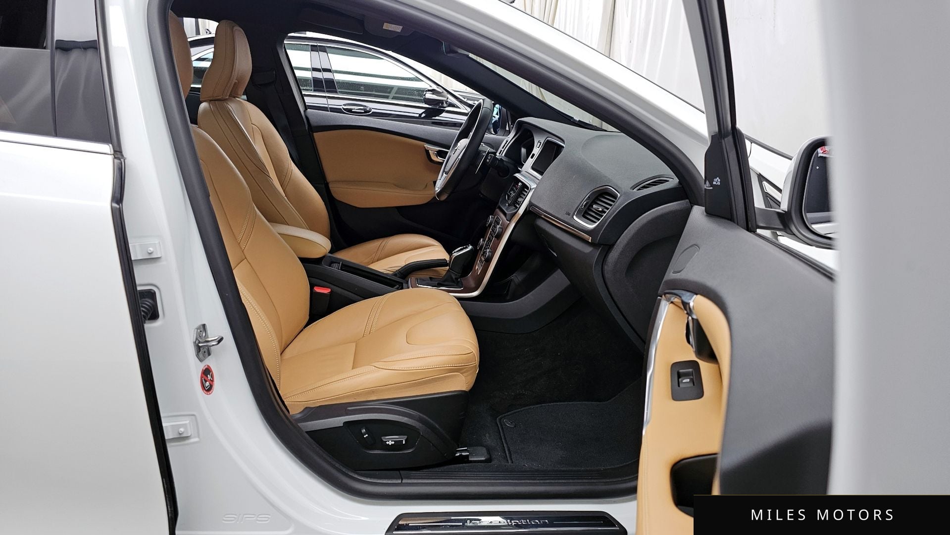 Volvo V40 2018 — миниатюра 11