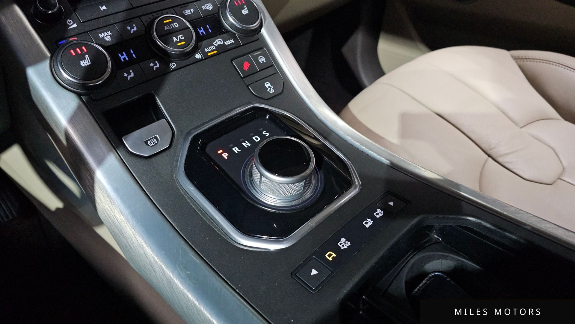 Land Rover Range Rover Evoque 2015 — миниатюра 9