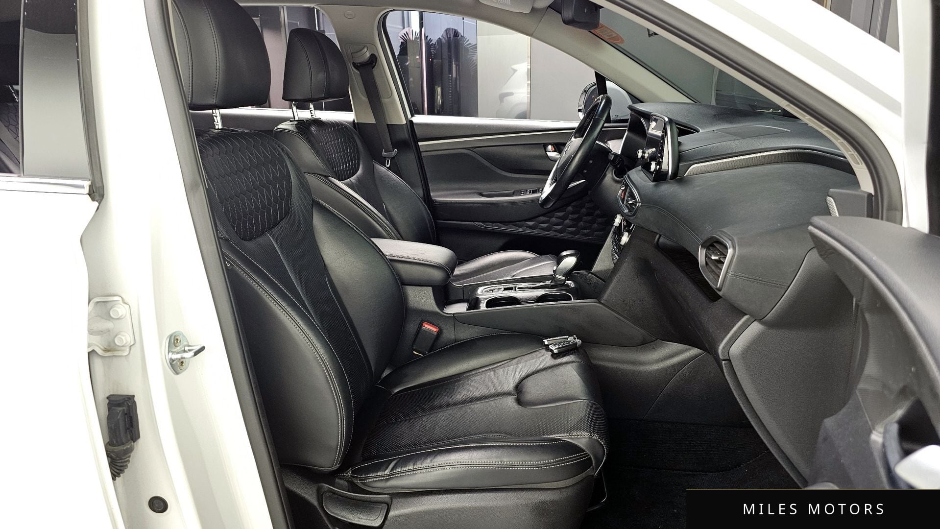 Hyundai Santafe 2019 — миниатюра 10