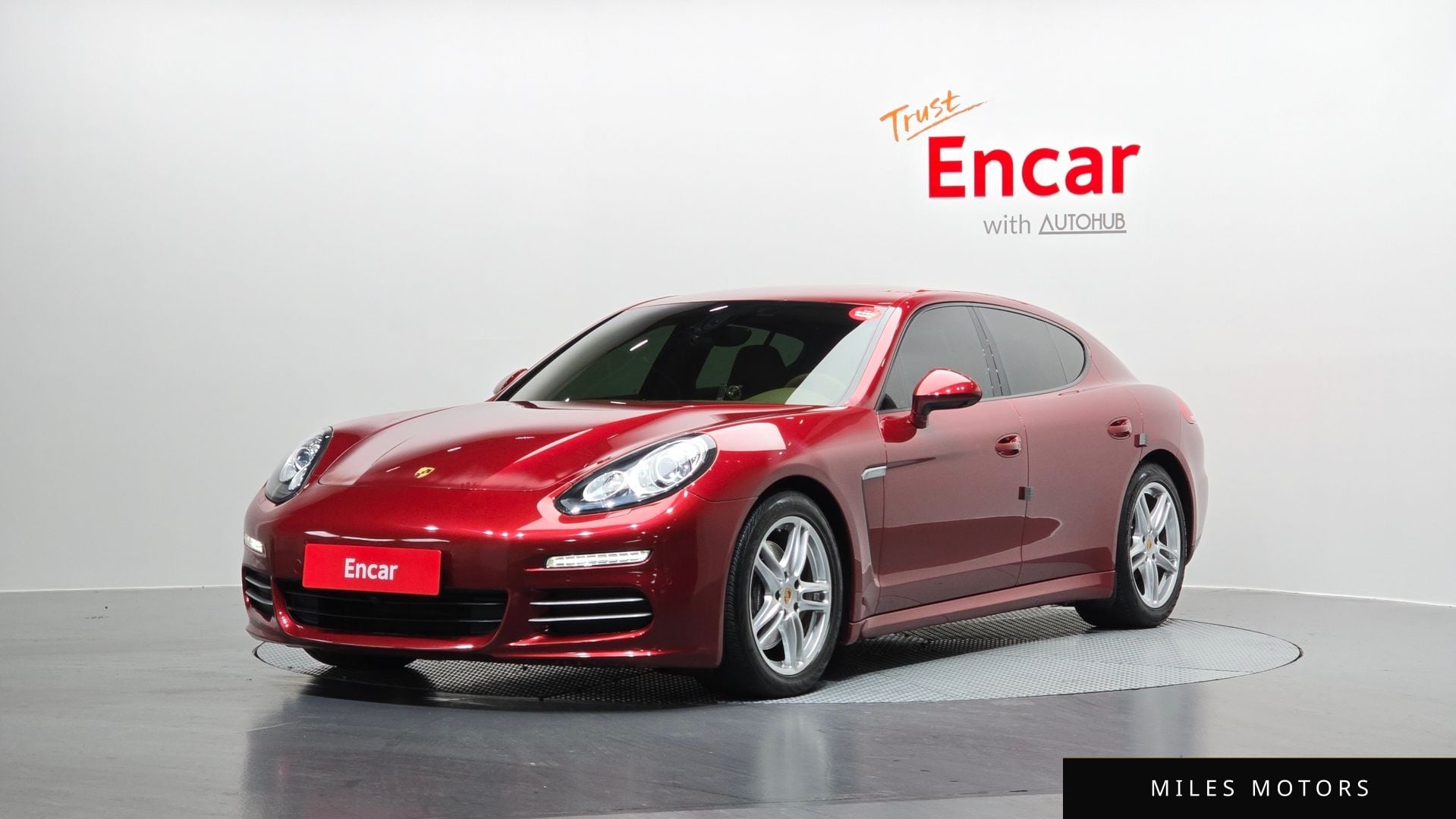 Porsche Panamera 2015 — фото 1 из 12