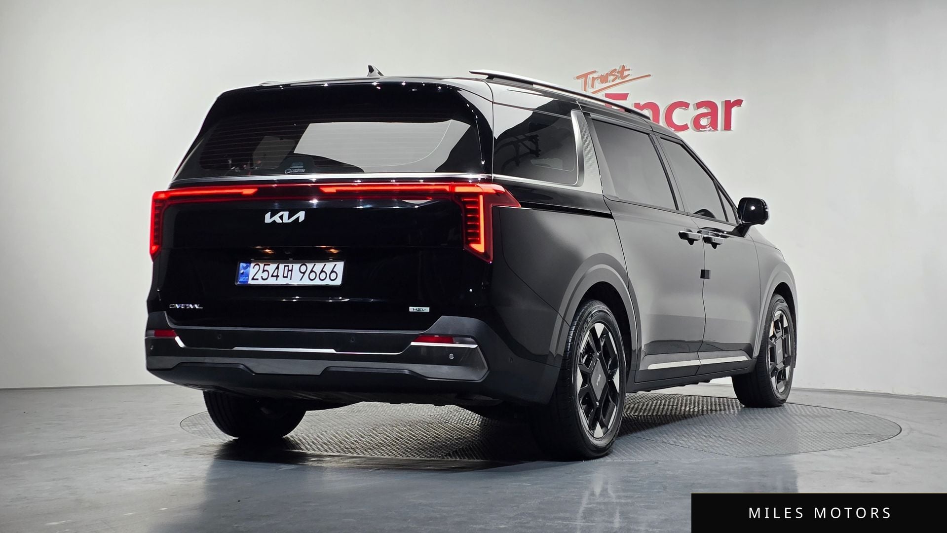Kia Canival 2024 — миниатюра 2