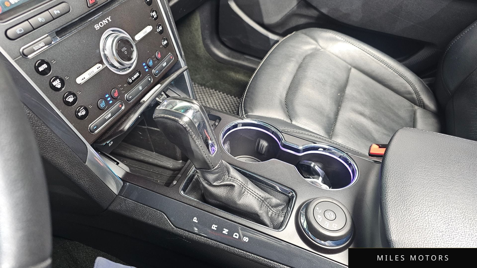 Ford Explorer 2016 — миниатюра 9