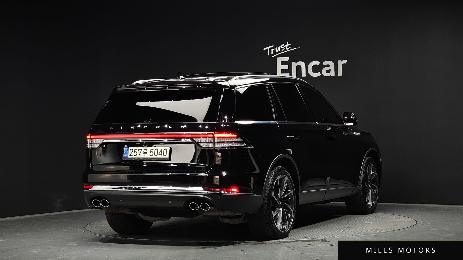 Lincoln Aviator 2021 — миниатюра 2