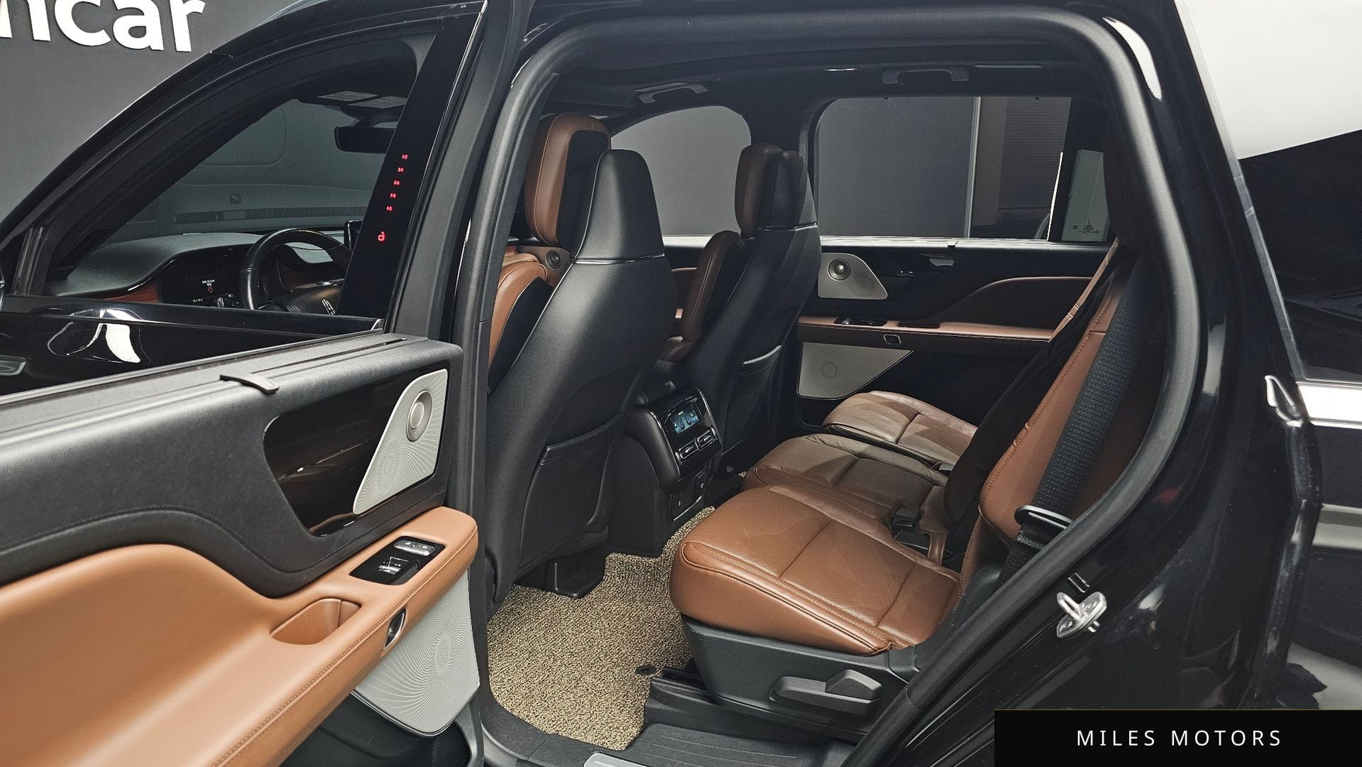 Lincoln Aviator 2021 — миниатюра 12
