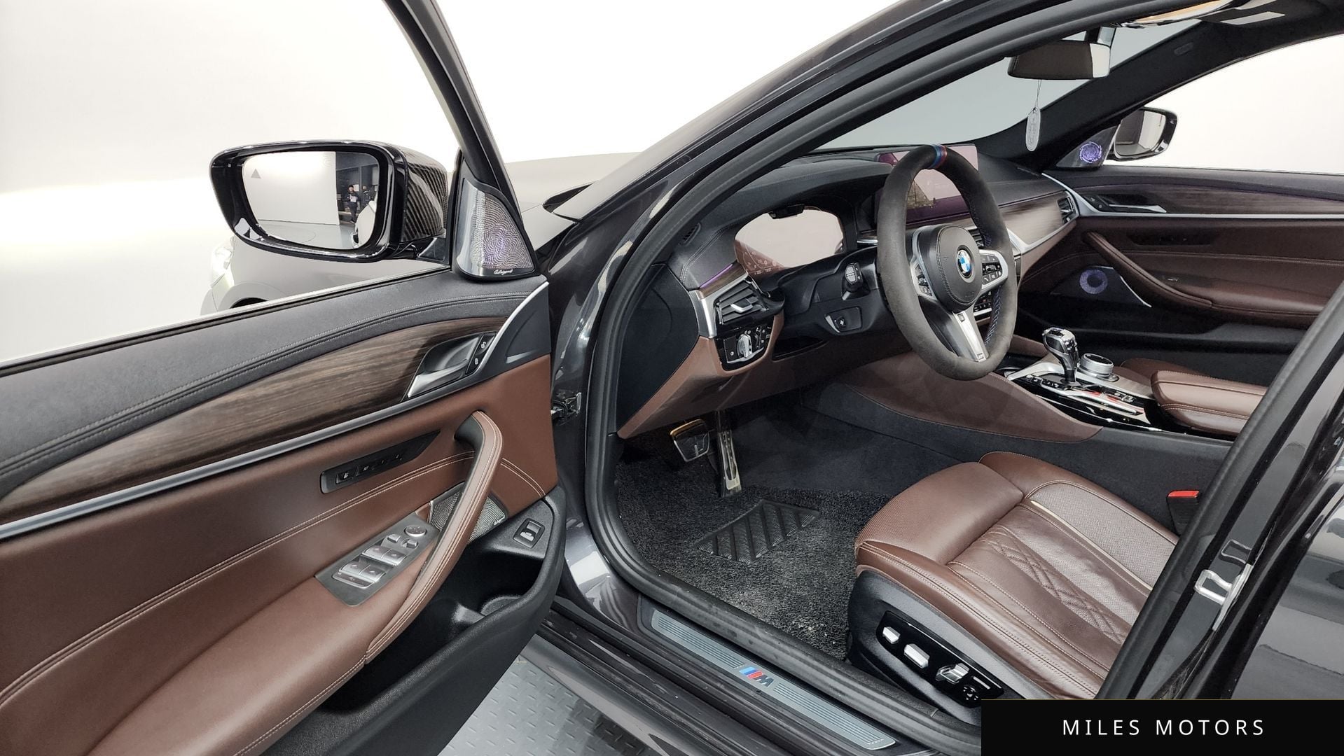 BMW 5시리즈 (G30) 2021 — миниатюра 10