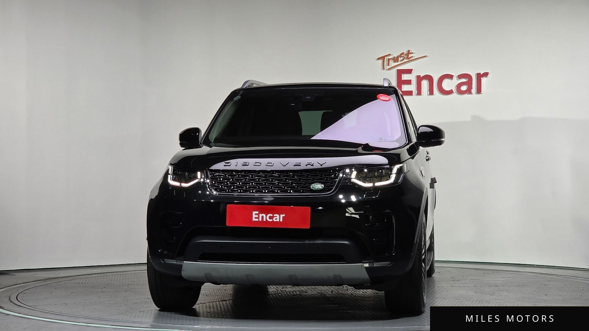 Land Rover Discovery 2020 — миниатюра 3