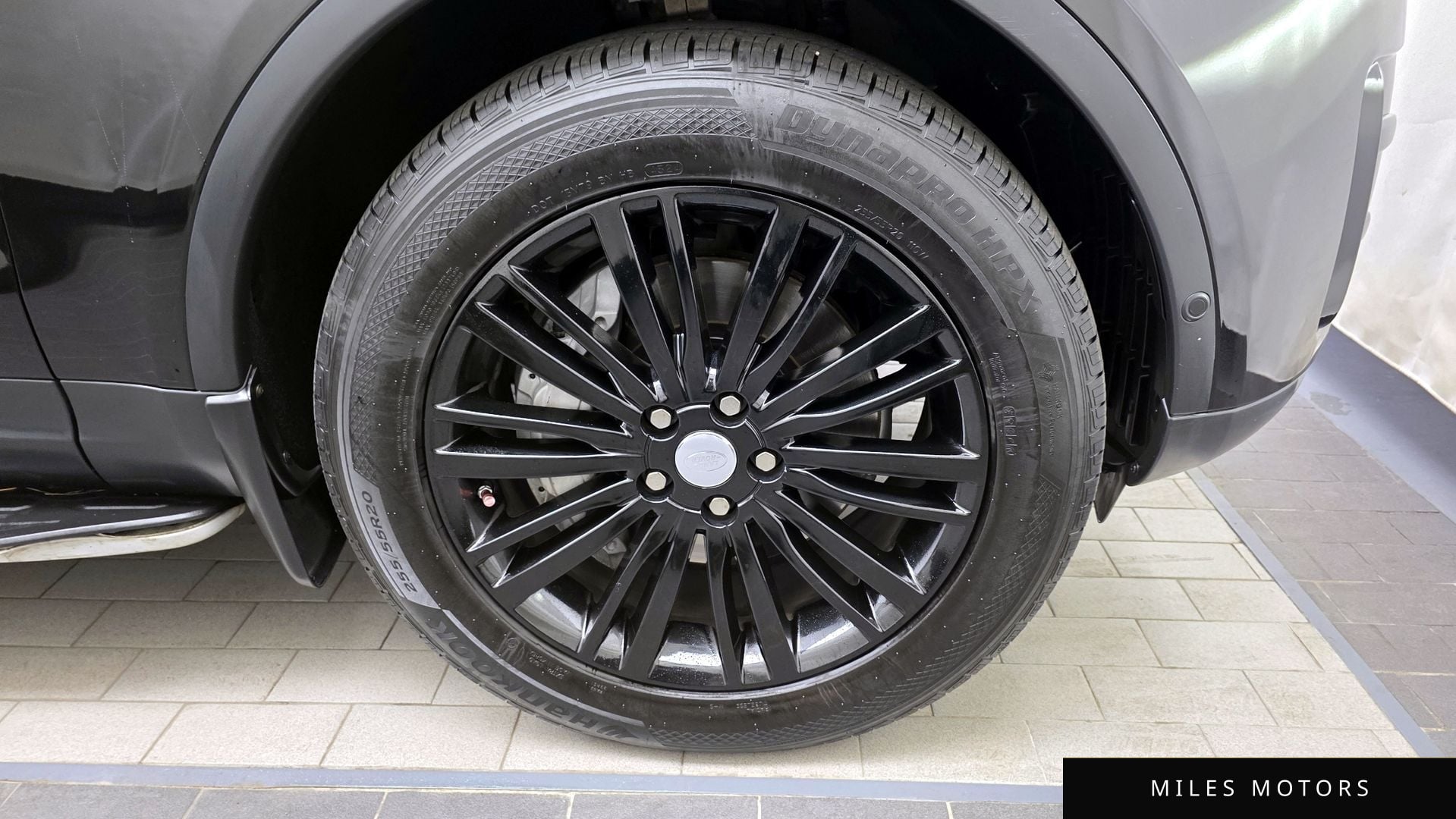 Land Rover Discovery 2020 — миниатюра 5