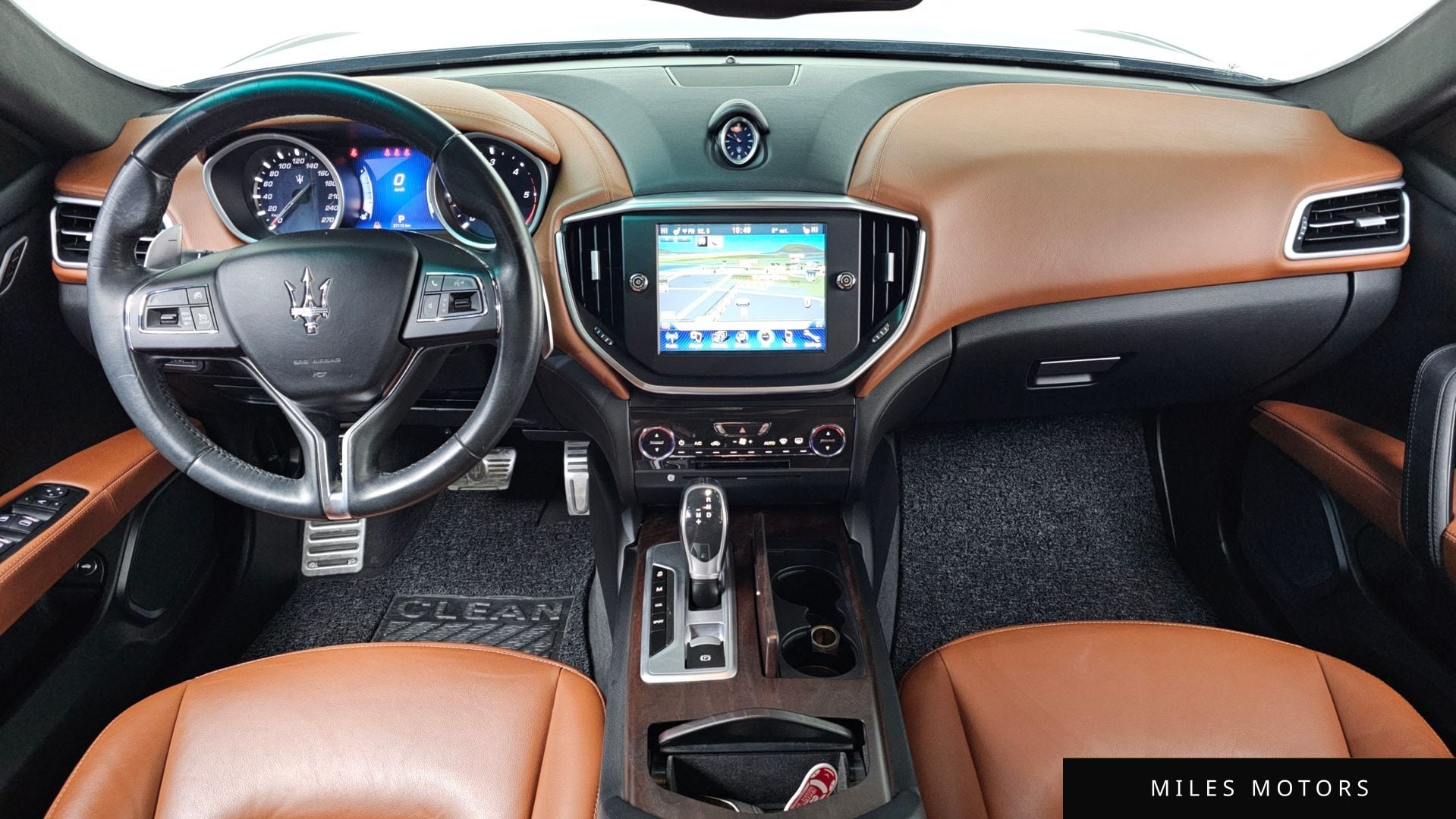 Maserati 기블리 2016 — миниатюра 7