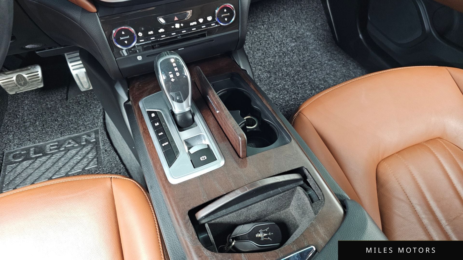 Maserati 기블리 2016 — миниатюра 9