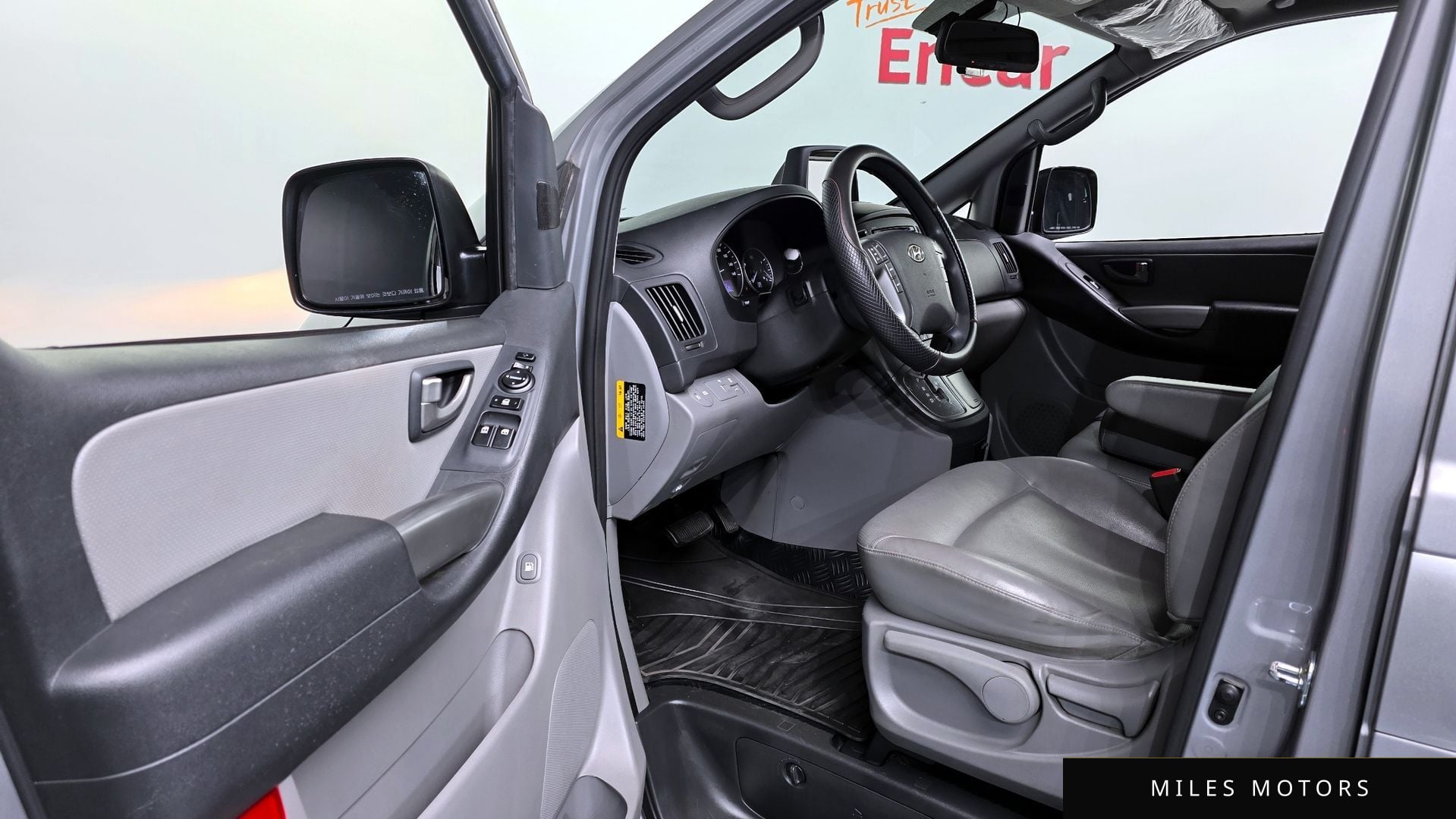 Hyundai Starex 2016 — миниатюра 11