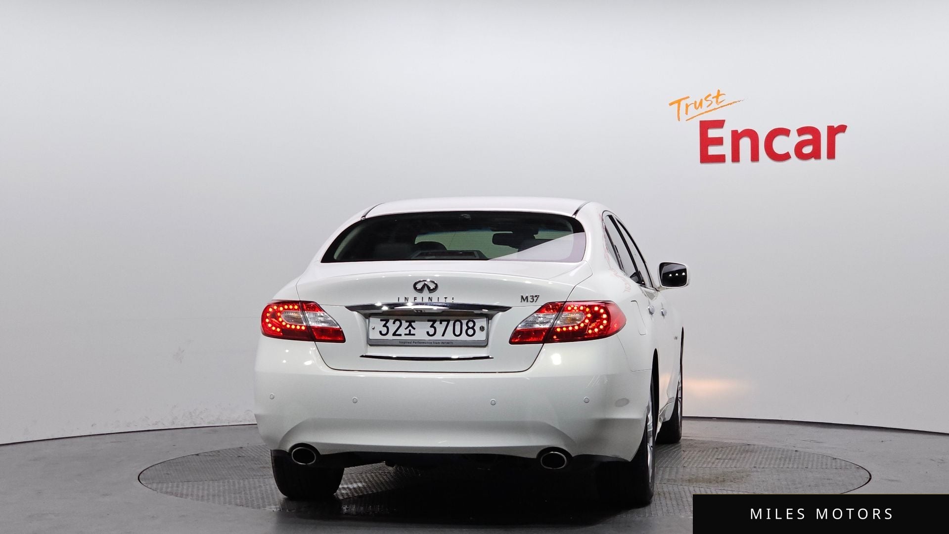 Infiniti M37 2011 — миниатюра 4