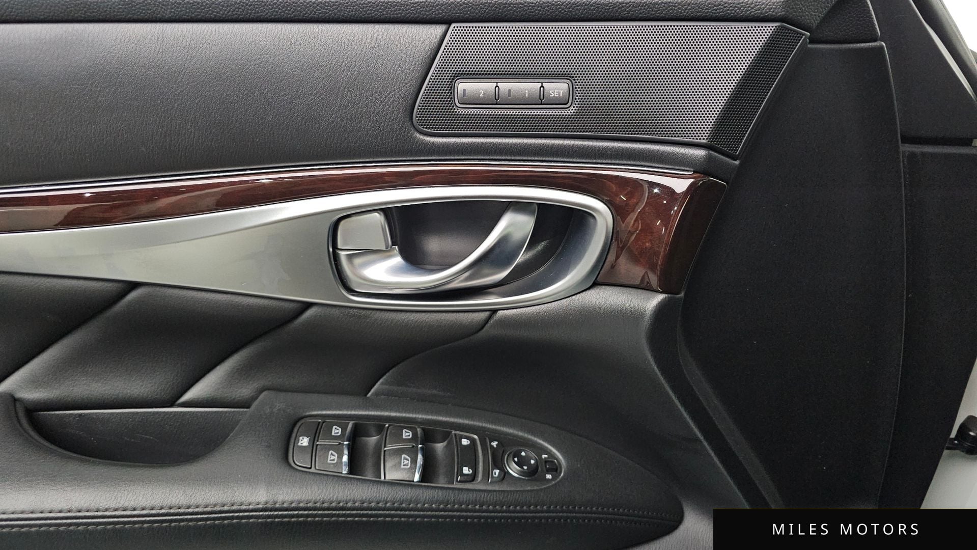 Infiniti M37 2011 — миниатюра 15