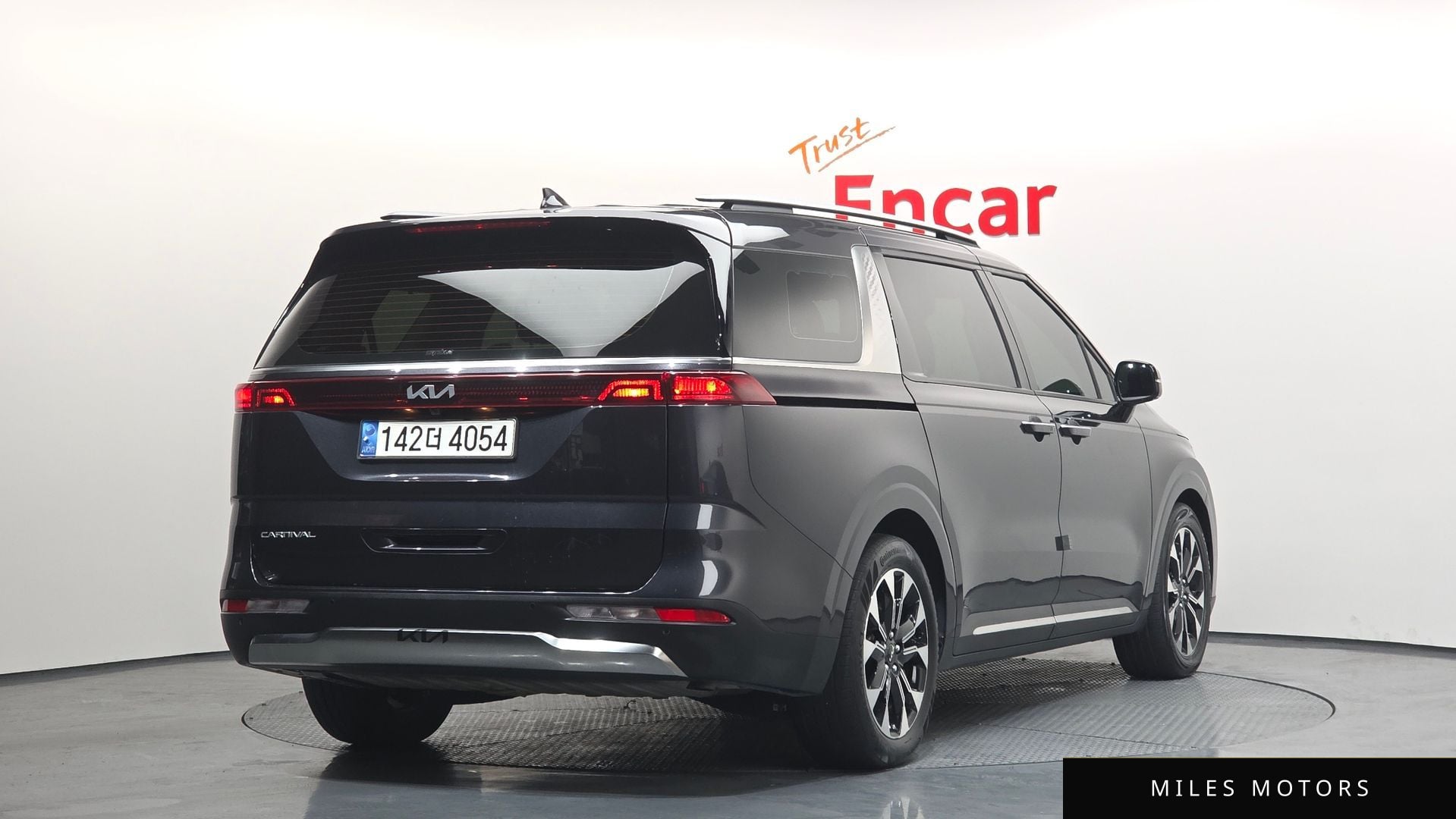 Kia Carnival 2022 — миниатюра 2