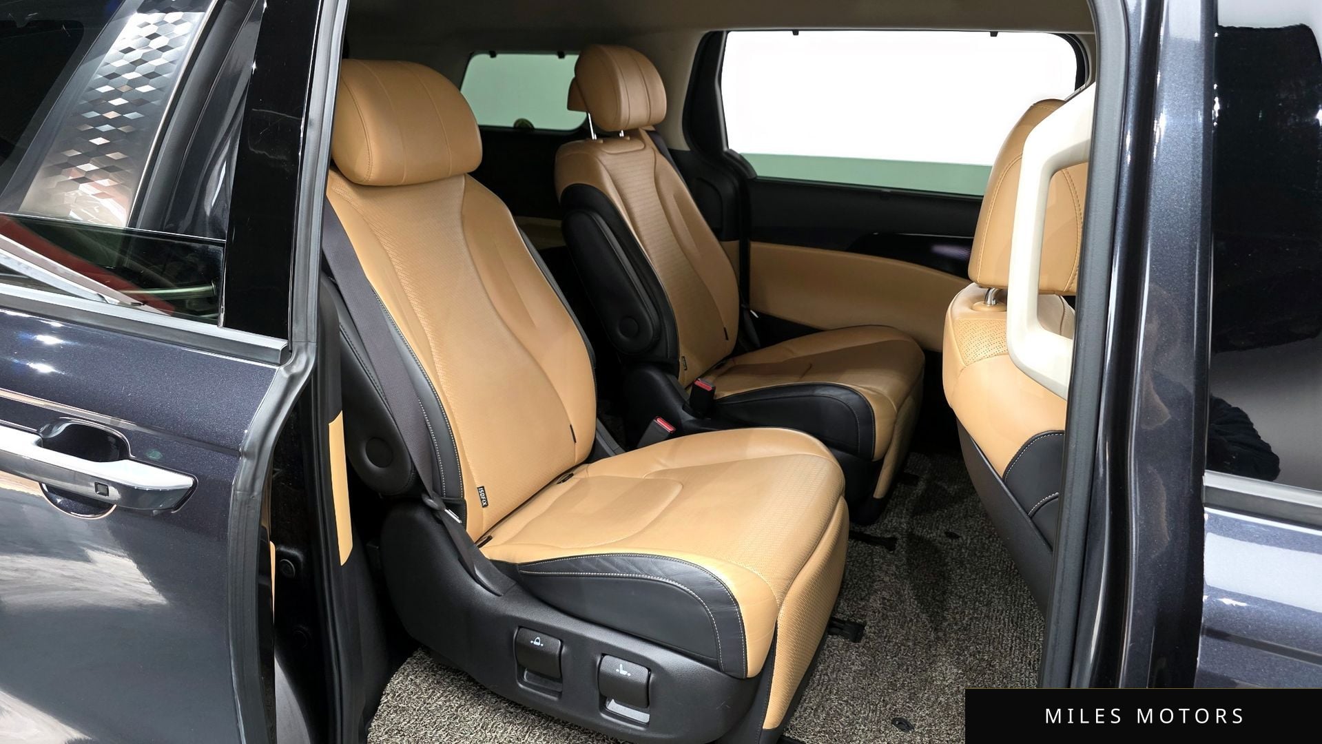 Kia Carnival 2022 — миниатюра 12